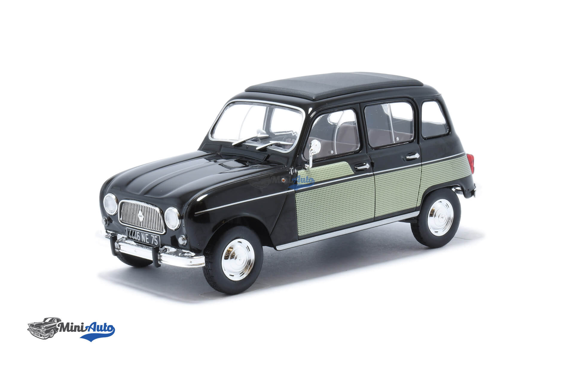 MX5ALA0009---Renault-4L-Parisienne---1966---BlackGreen_1 Renault 4L Parisienne - 1966 - Black/Green - Image 1