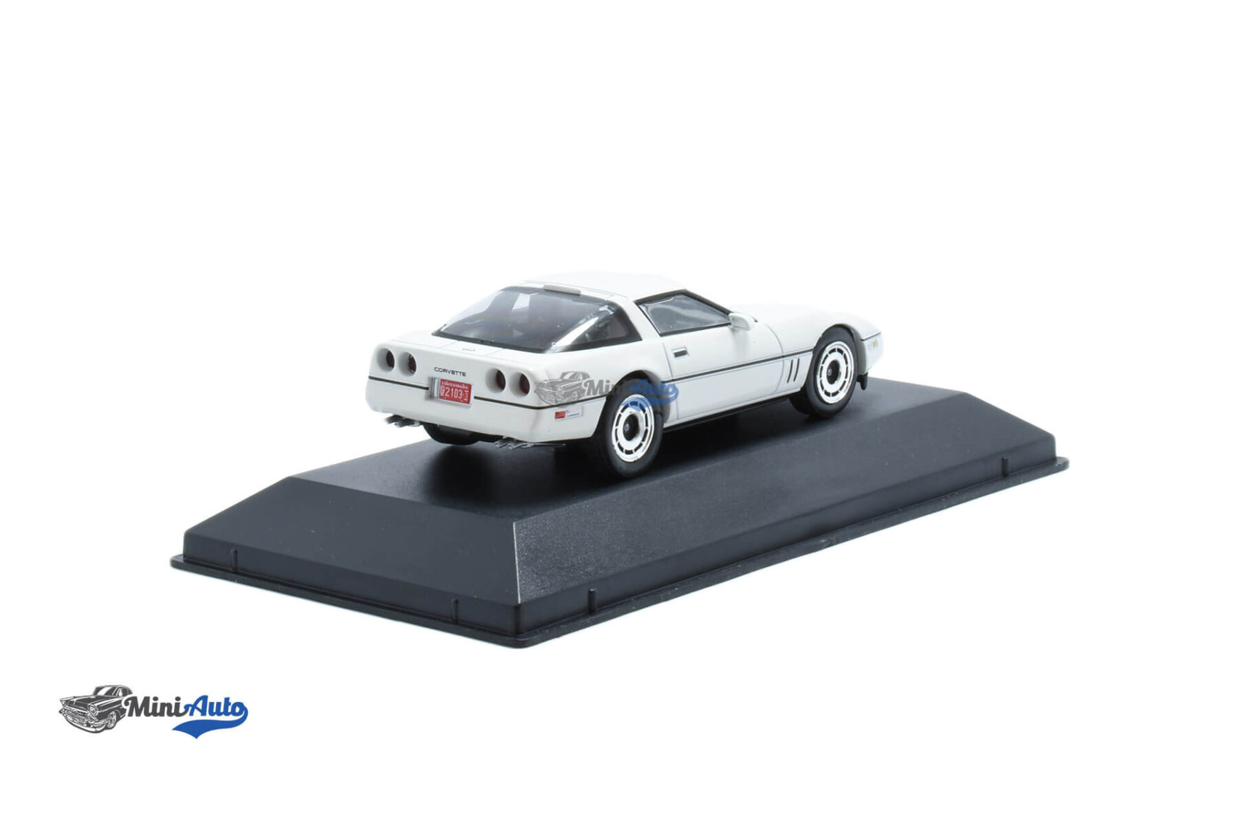 NOVARG172---Chevrolet-Corvette-C4---1984---White_2 Chevrolet Corvette C4 - 1984 - White - Image 2