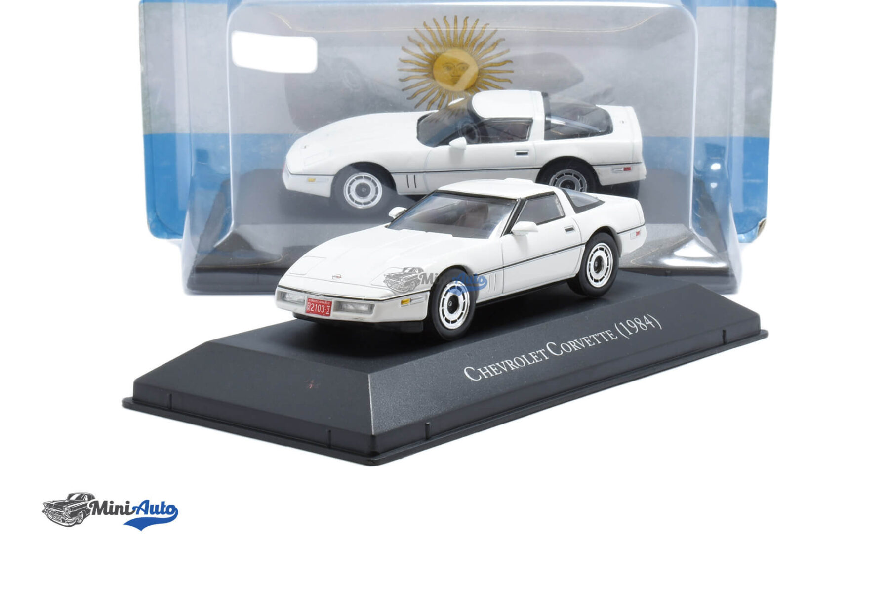 NOVARG172---Chevrolet-Corvette-C4---1984---White_4 Chevrolet Corvette C4 - 1984 - White - Image 4