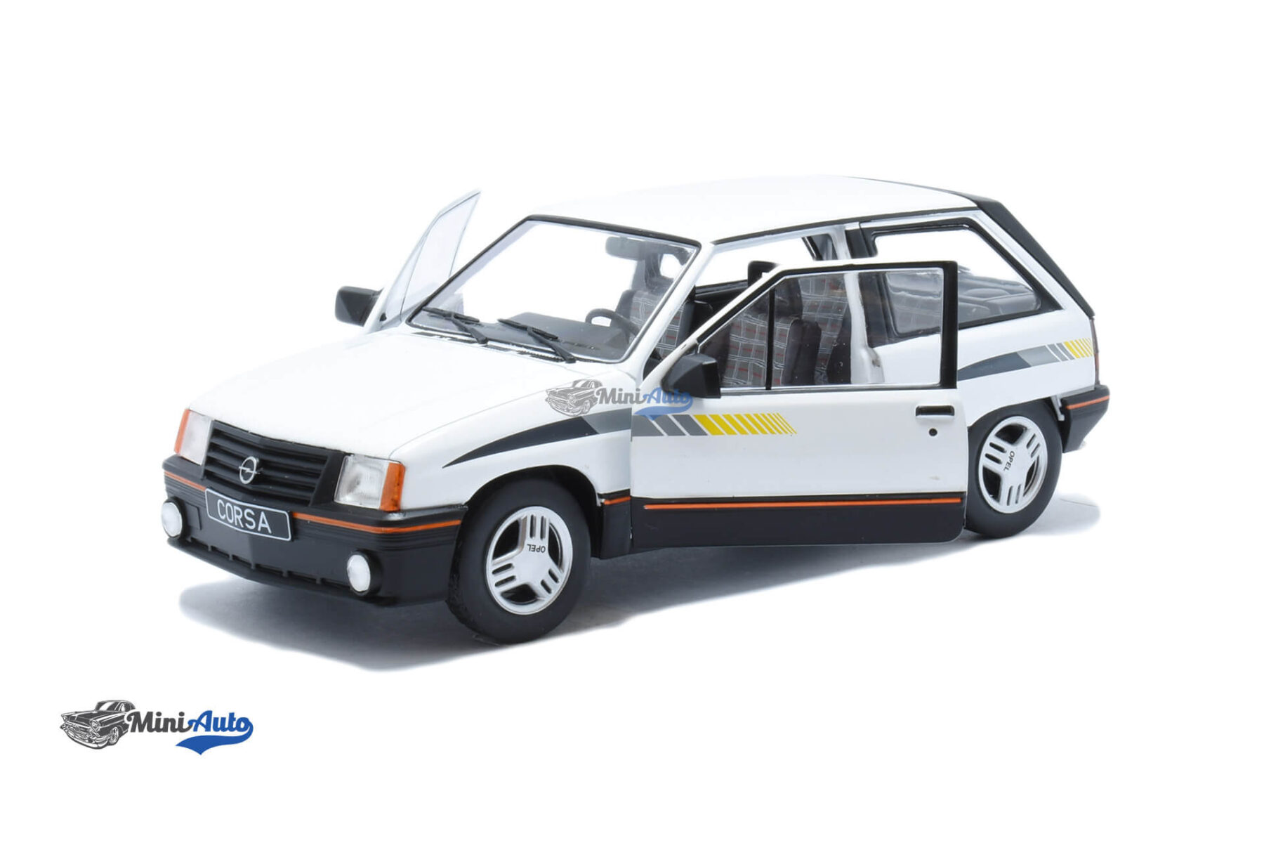 Opel Corsa A SR - 1985 - White - Image 2