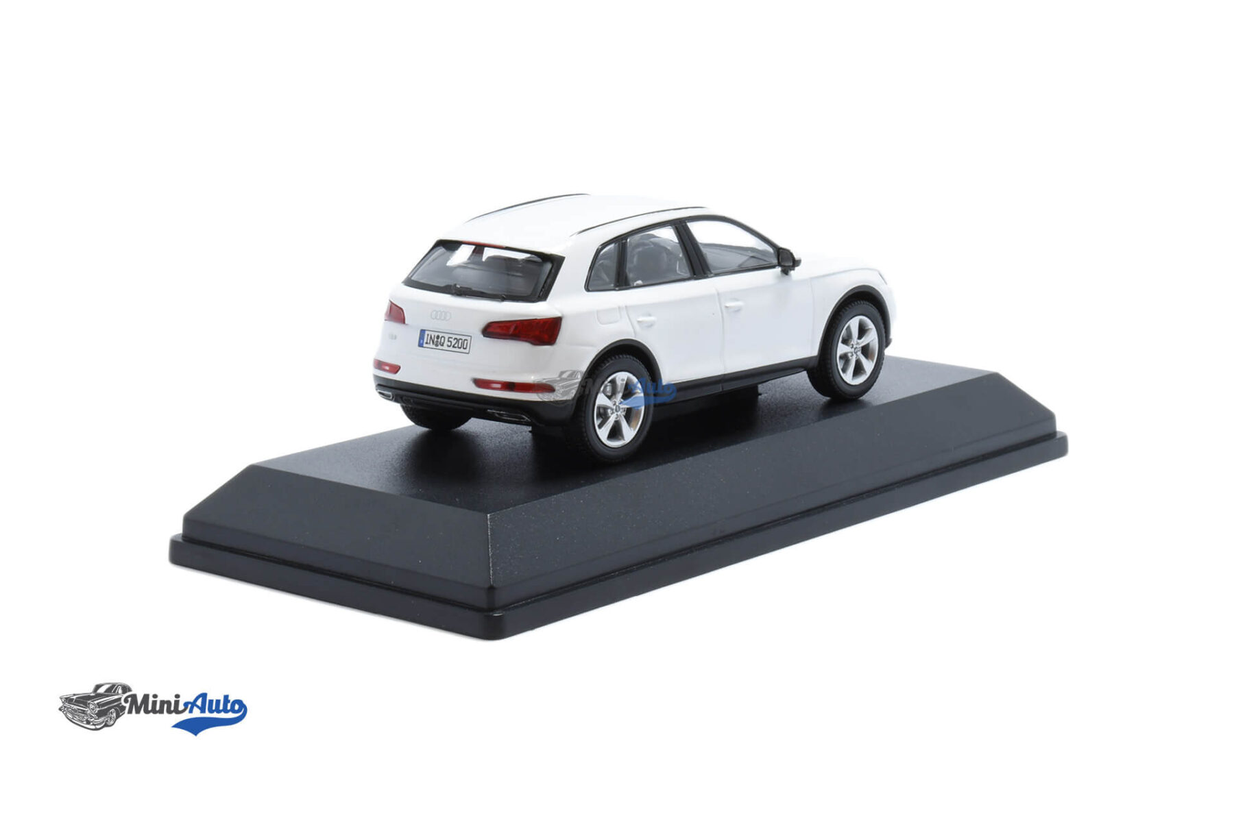 Audi Q5 ibis - 2017 - White - Image 2