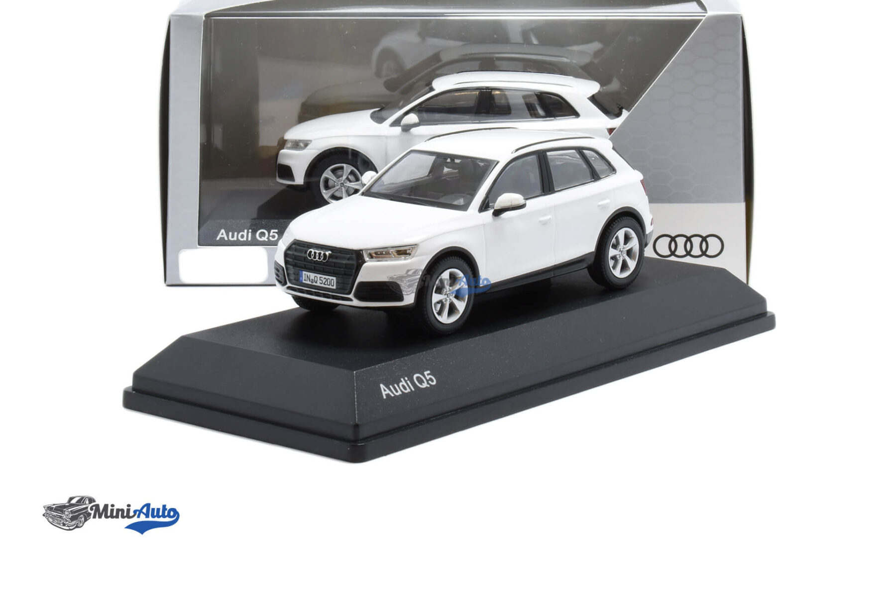 Audi Q5 ibis - 2017 - White - Image 4