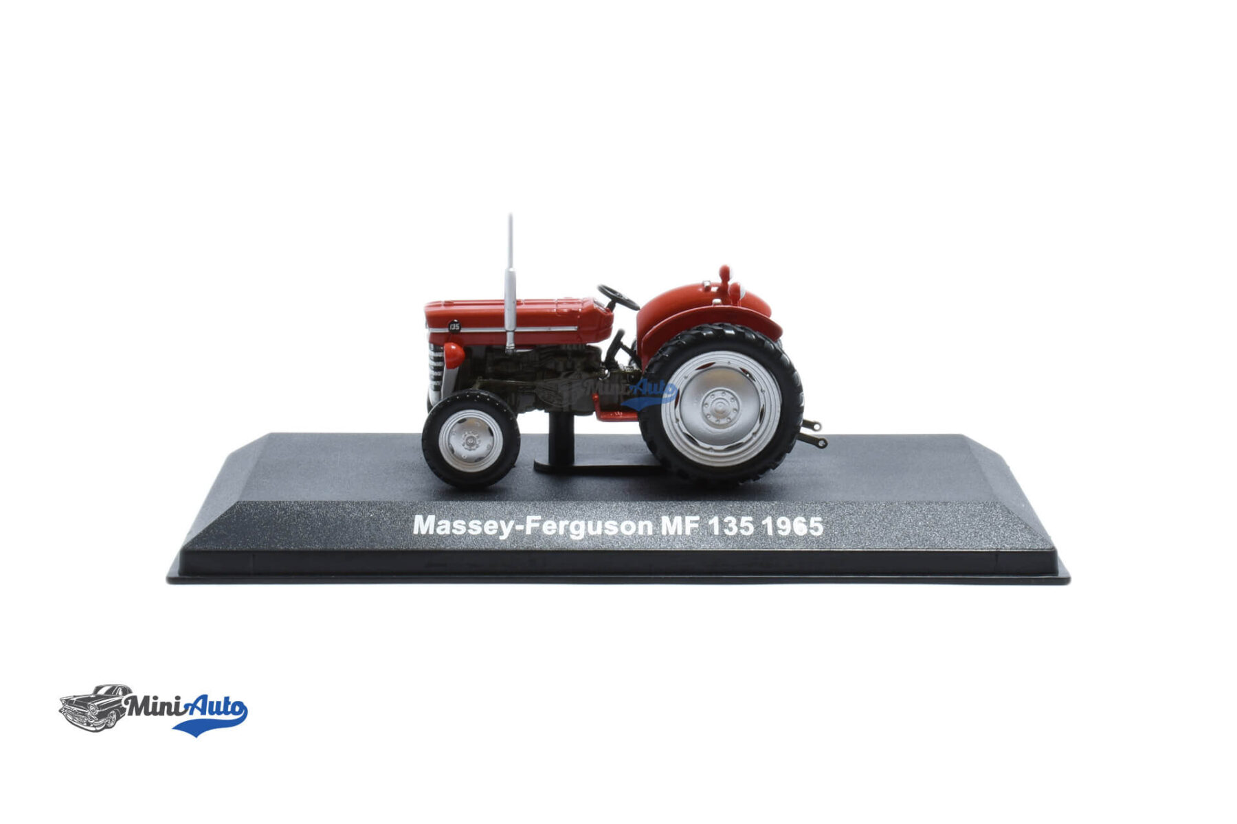 Massey Ferguson MF135 - 1965 - Red - Image 3