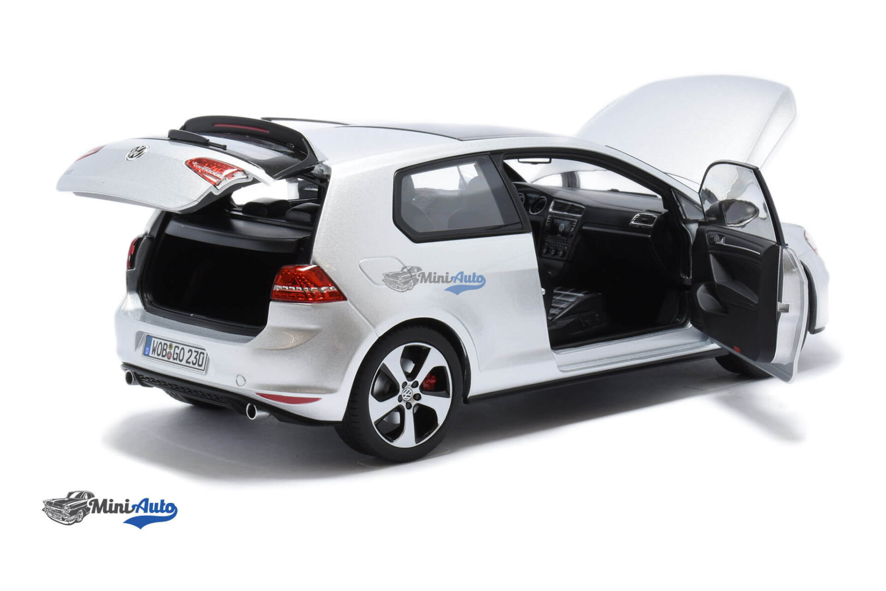 Volkswagen Golf VII GTi - 2013 - Silver - Image 4