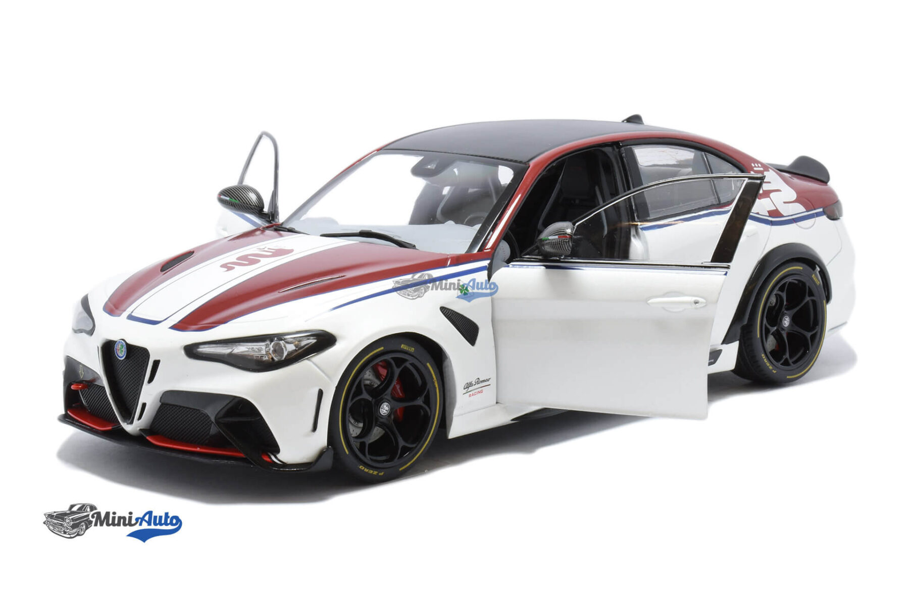 Alfa Romeo Giulia GTAm - 2023 - Red/White - Image 2