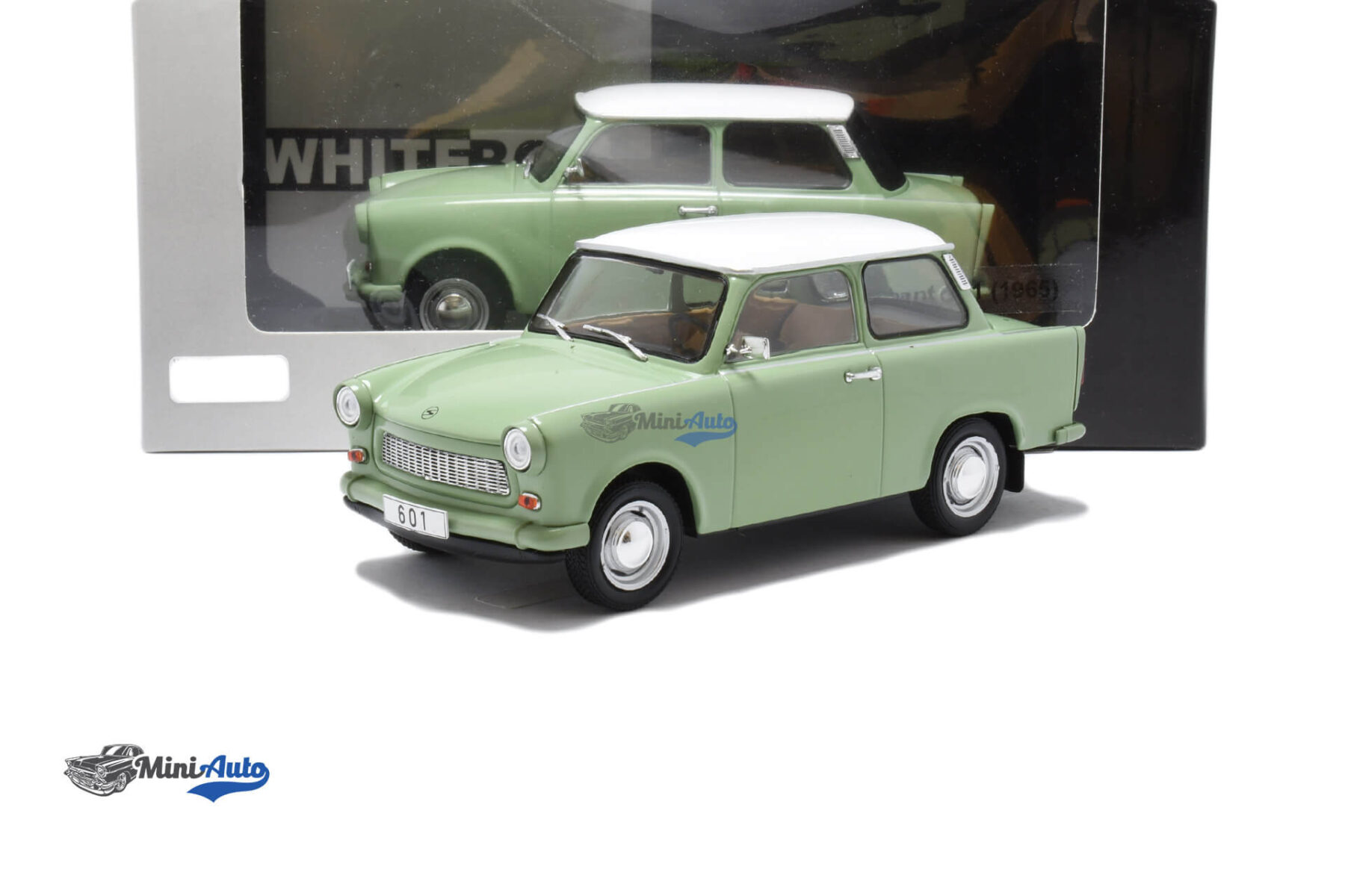 Trabant 601 - 1965 - Green - Image 4