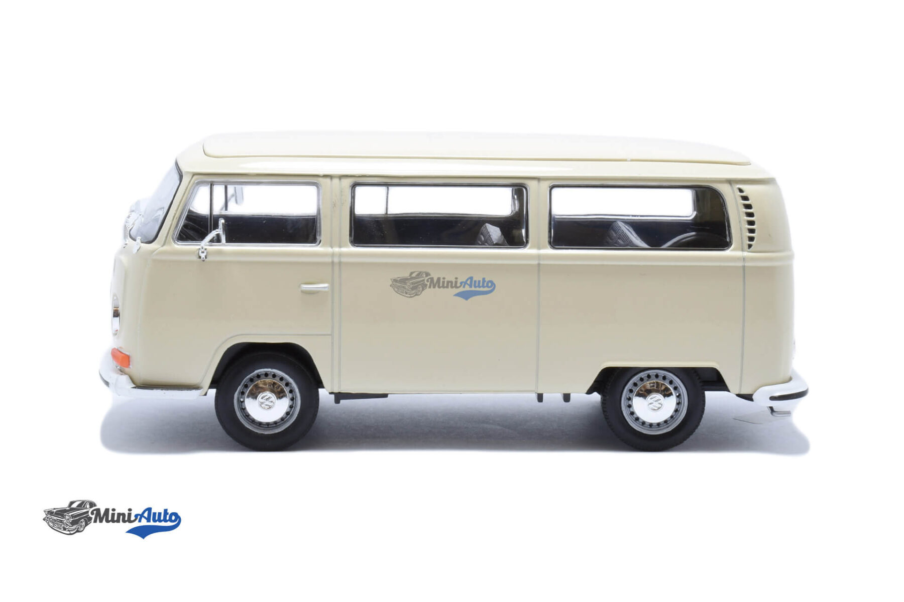 Volkswagen T2 Bus - 1972 - Beige - Image 4