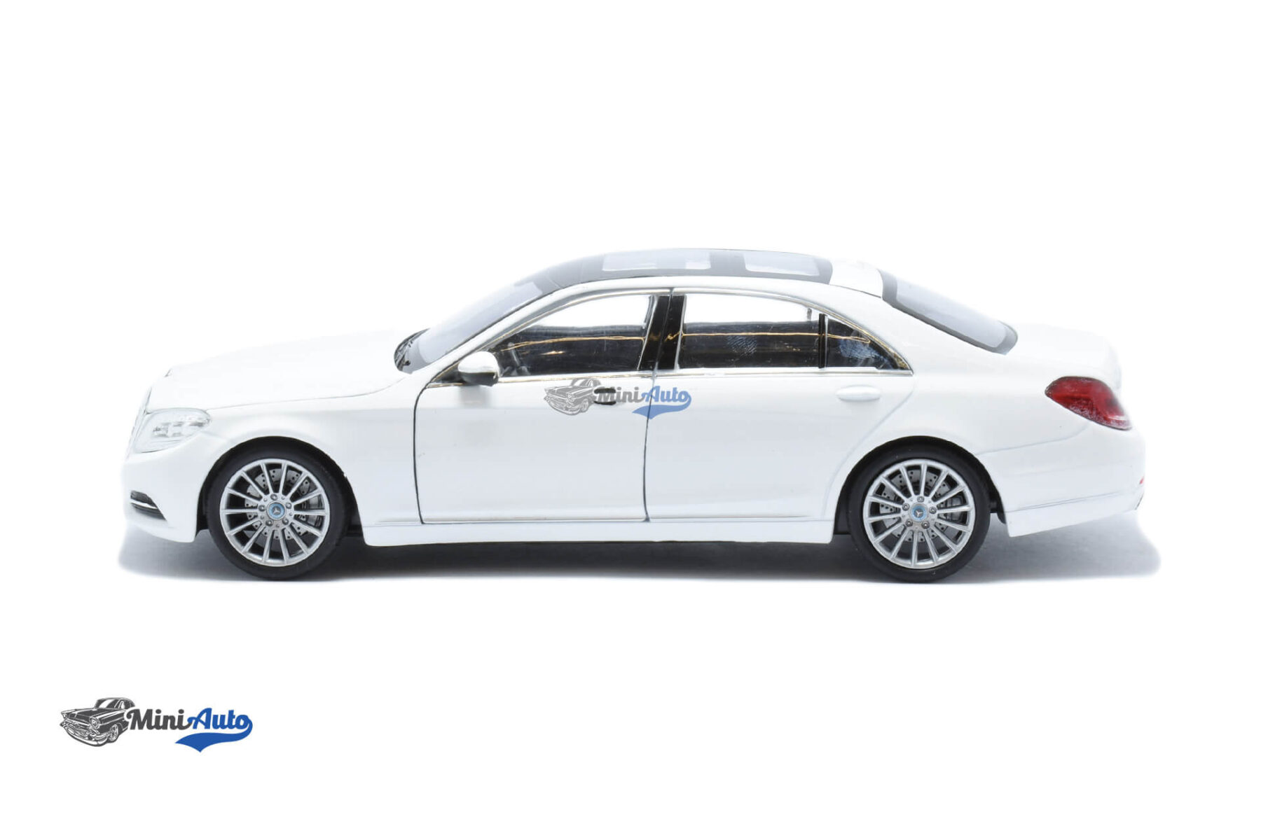 Mercedes Benz S-Class W222 - 2013 - White - Image 5