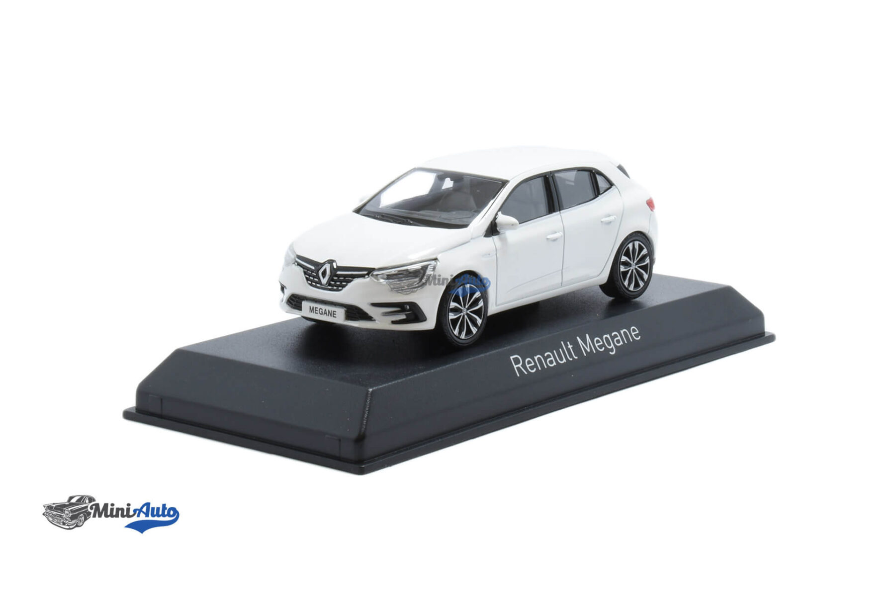 517666---Renault-Megane-–-2020-–-White_1 Renault Megane – 2020 – White - Image 1