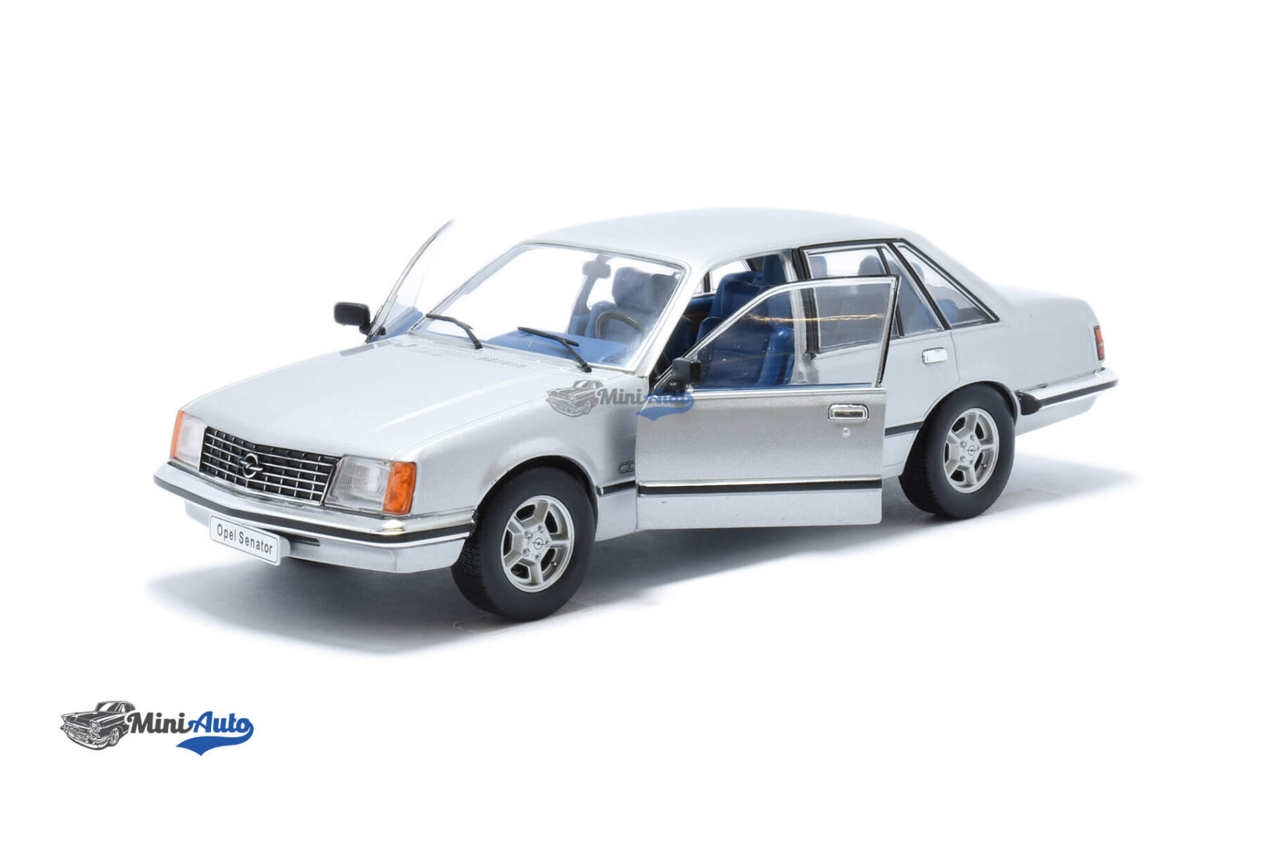 Opel Senator 3.0 - 1978 - Silver - Image 2