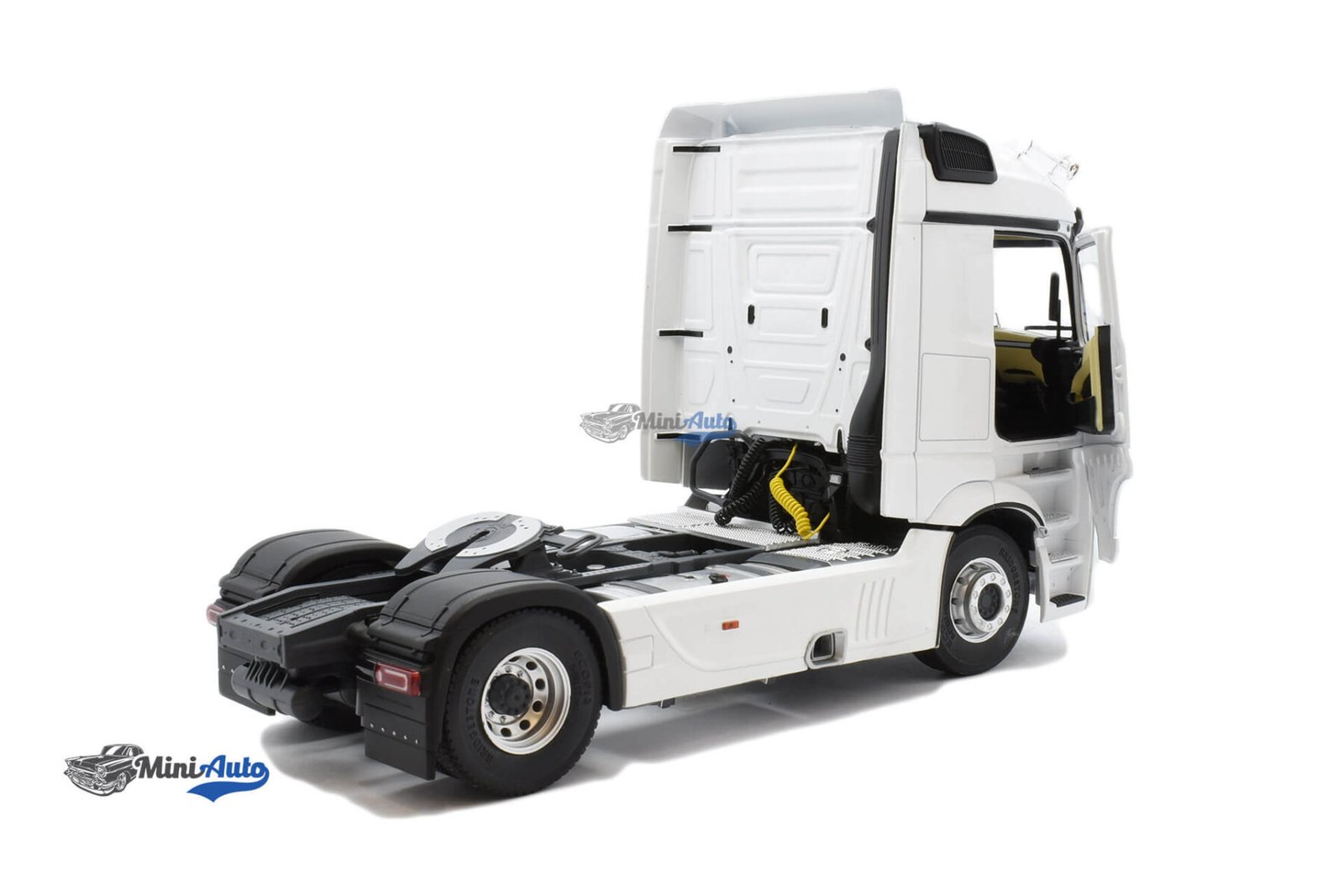 Mercedes Benz Actros L - 2023 - White - Image 4