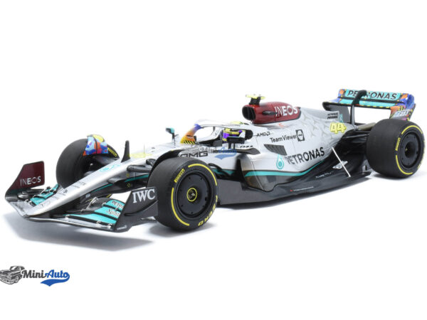 Mercedes Benz W13 L. Hamilton N44 - 2022 - Silver