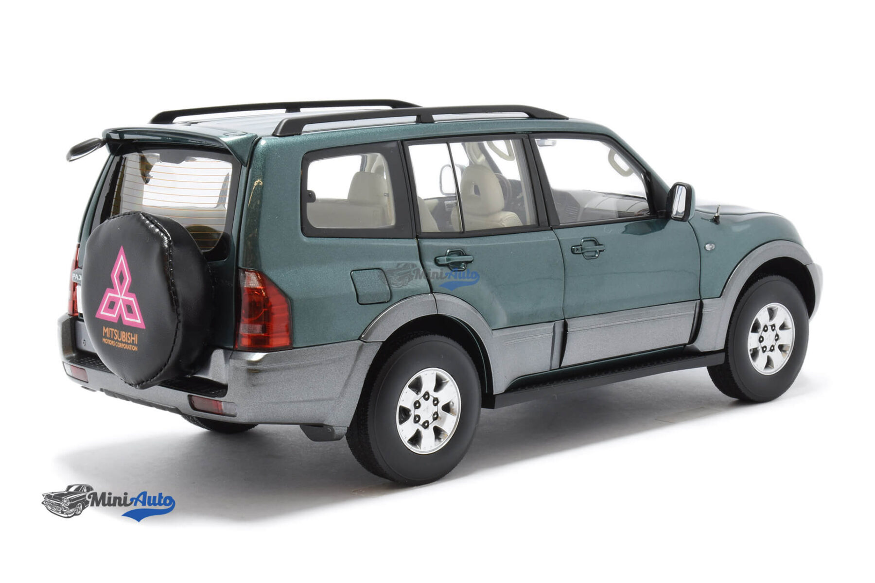 Mitsubishi Pajero V73 - 2000 - Green - Image 4