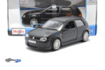Volkswagen Golf IV R32 - 2002 - Black - Image 6