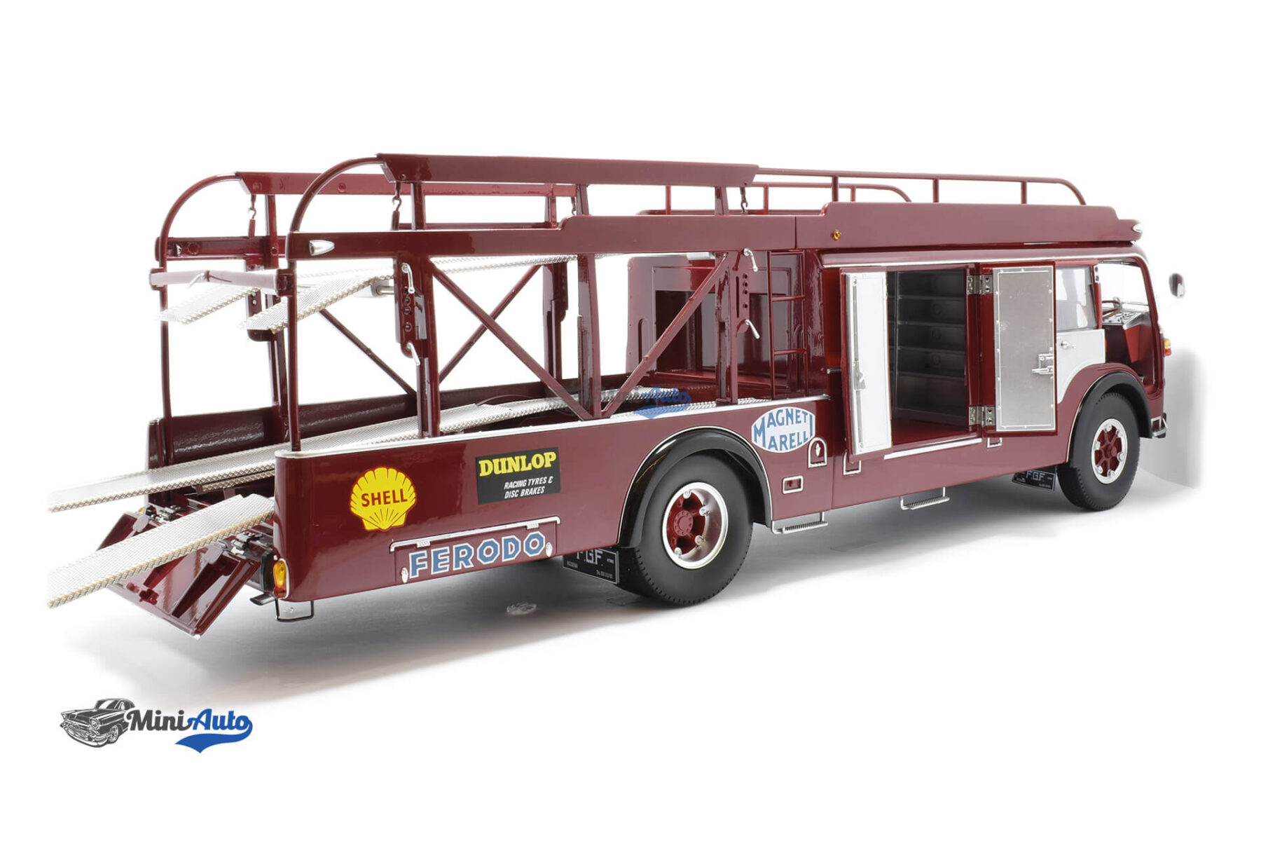 Fiat 642 RN2 Bartoletti Ferrari Race Car Transporter - 1957 - Red - Image 4