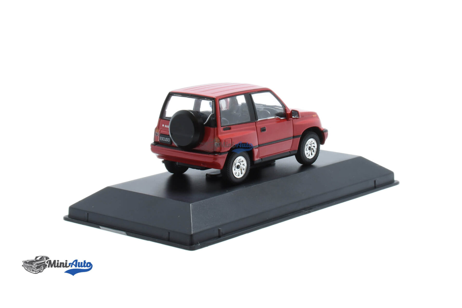 Suzuki Escudo - 1992 - Red - Image 2