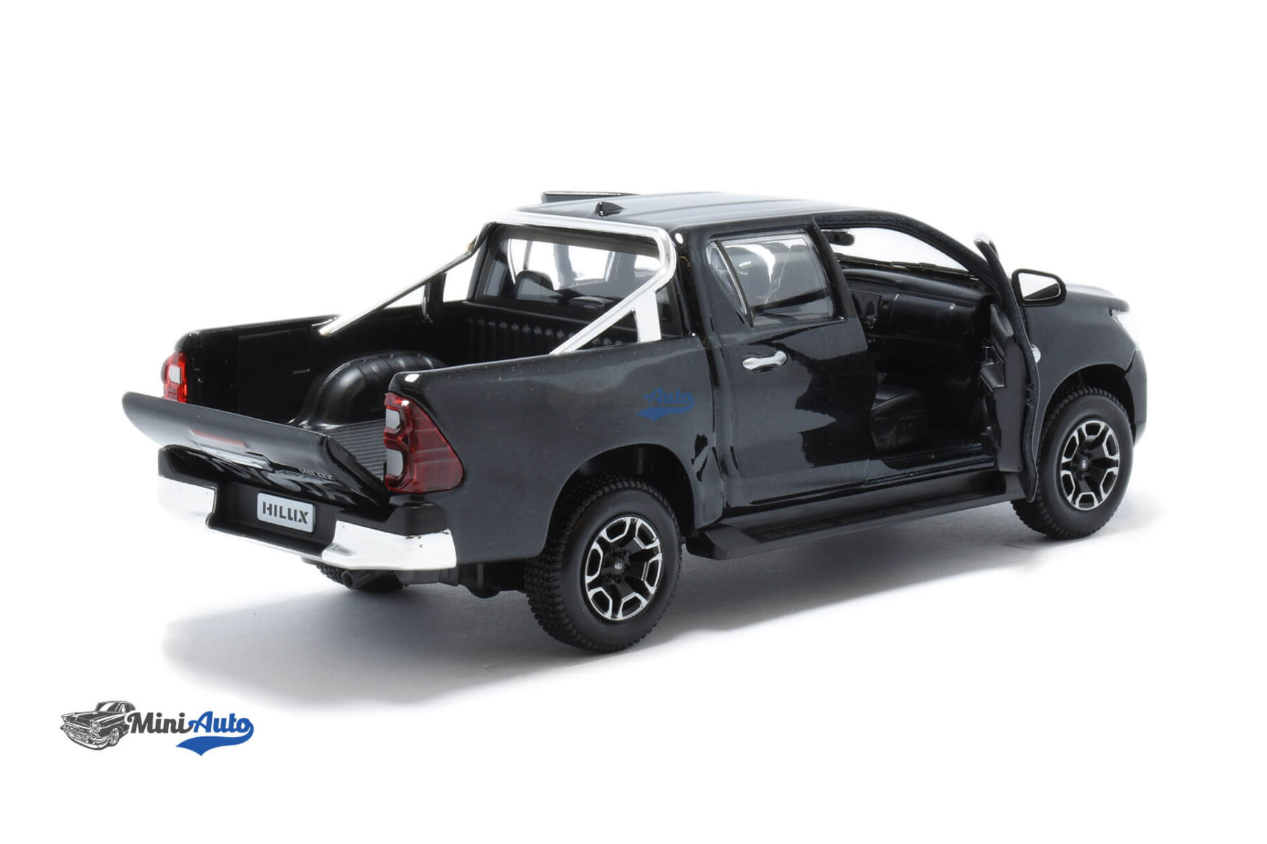 Toyota Hilux Pick-Up - 2021 - Black - Image 4