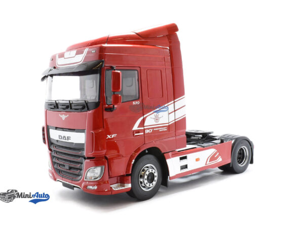 DAF XF Space Cab - 2018 - Red