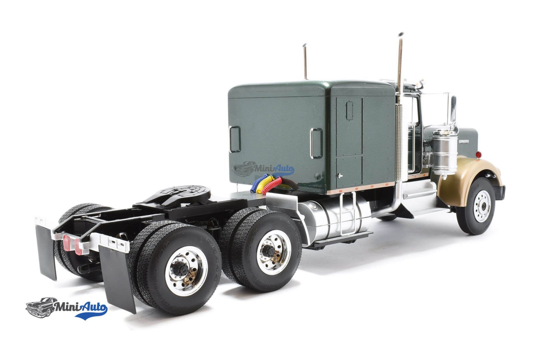 Kenworth W900 - 1980 - Green - Image 2