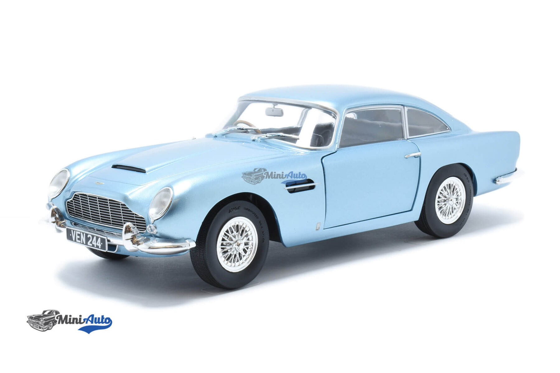 S1807104---Aston-Martin-DB5---1964---Light-Blue_1 Aston Martin DB5 - 1964 - Light Blue - Image 1