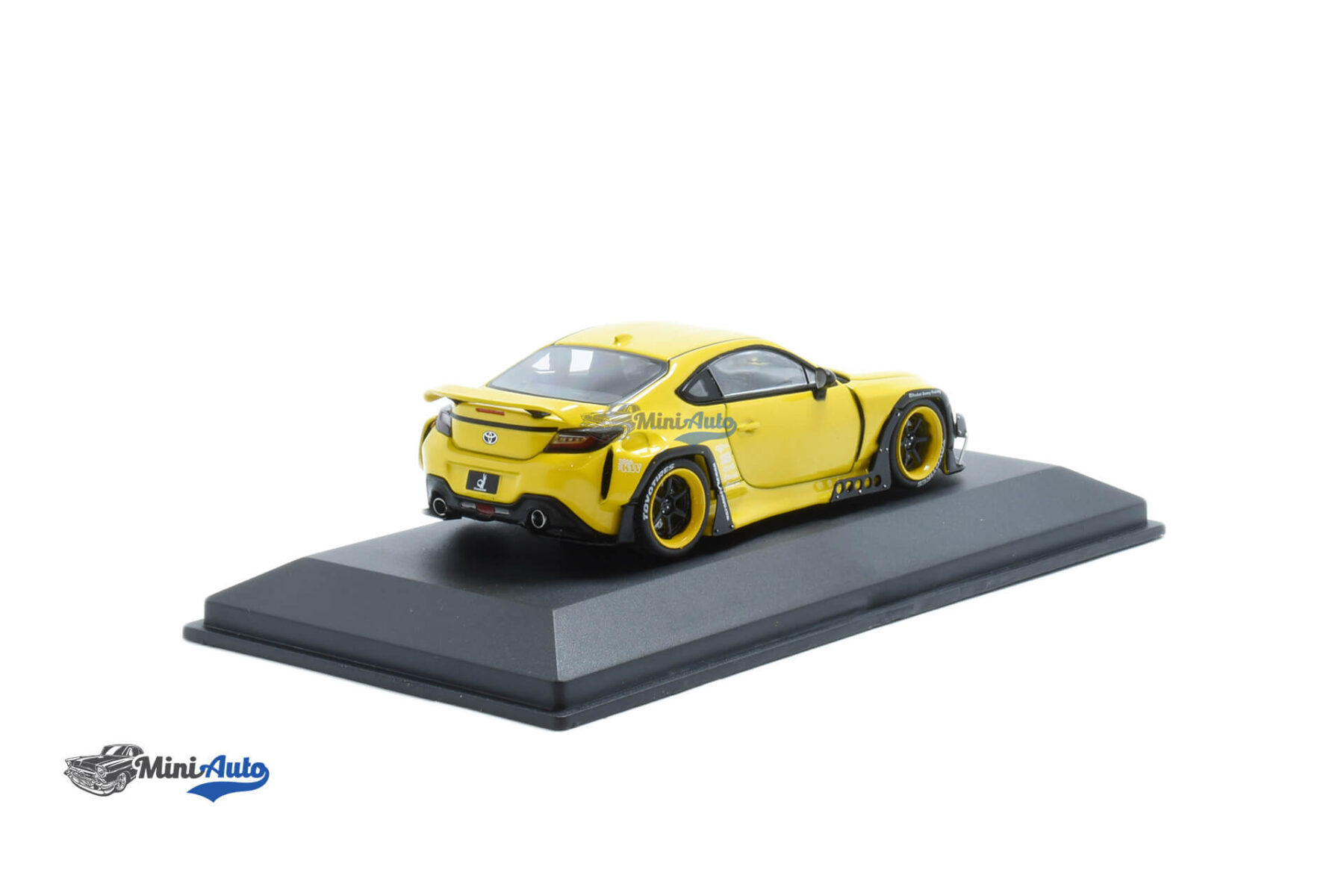 S4315101---Toyota-GR86-Rocket-Bunny---2022---Yellow_2 Toyota GR86 Rocket Bunny - 2022 - Yellow - Image 2