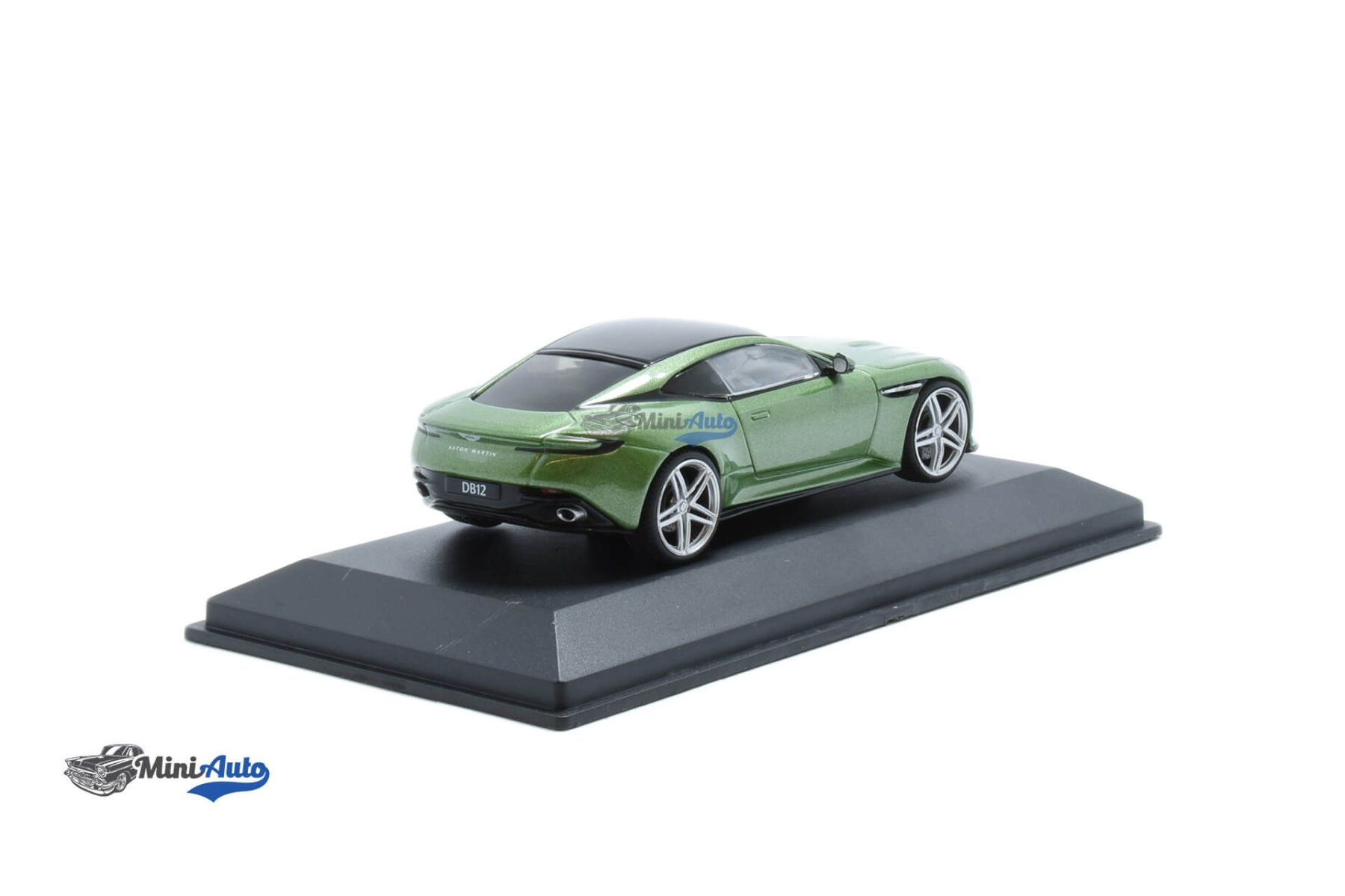 S4315702---Aston-Martin-DB12-V8---2023---Green_2 Aston Martin DB12 V8 - 2023 - Green - Image 2