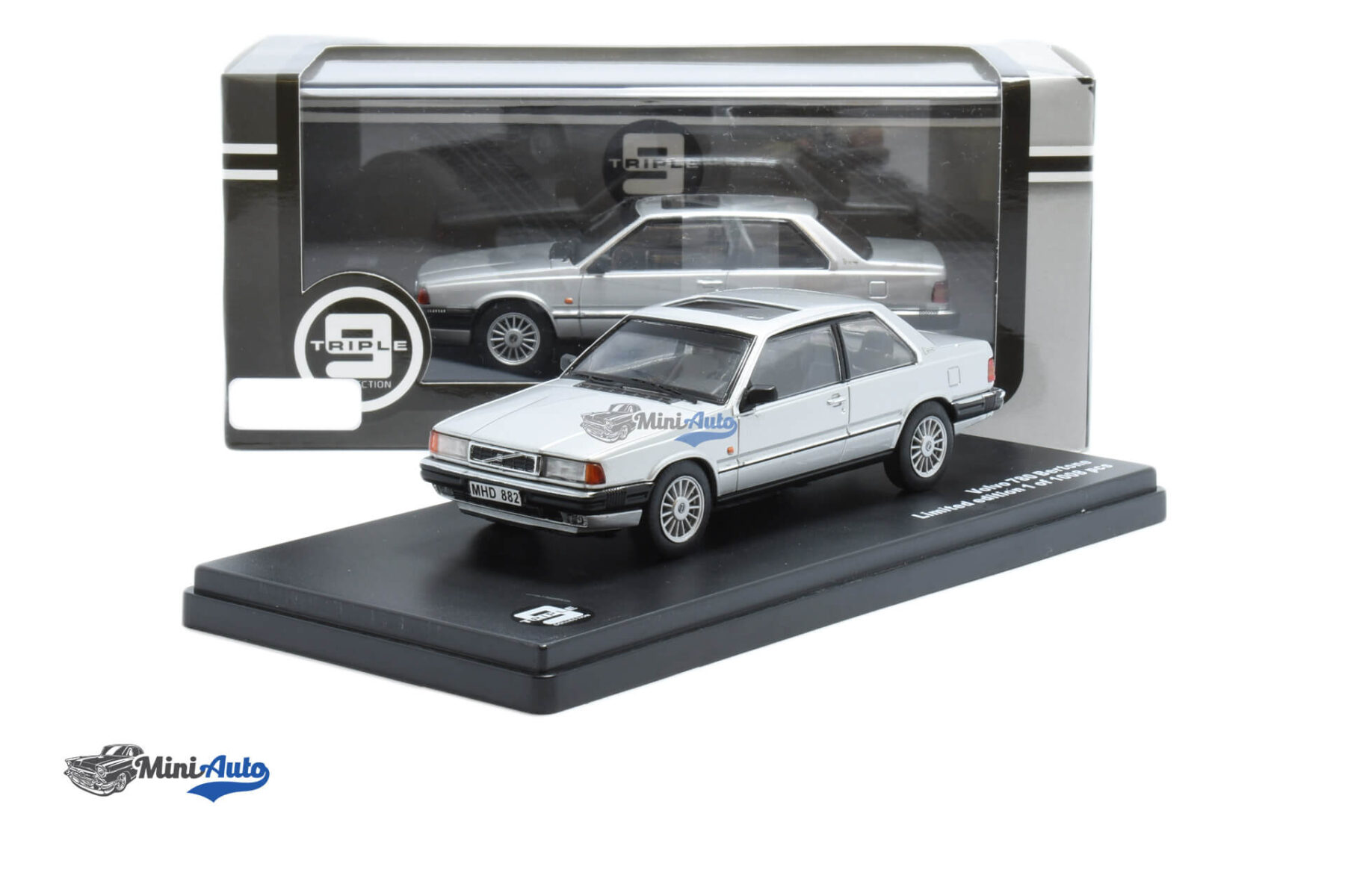 Volvo 780 Bertone - 1987 - Silver - Image 4