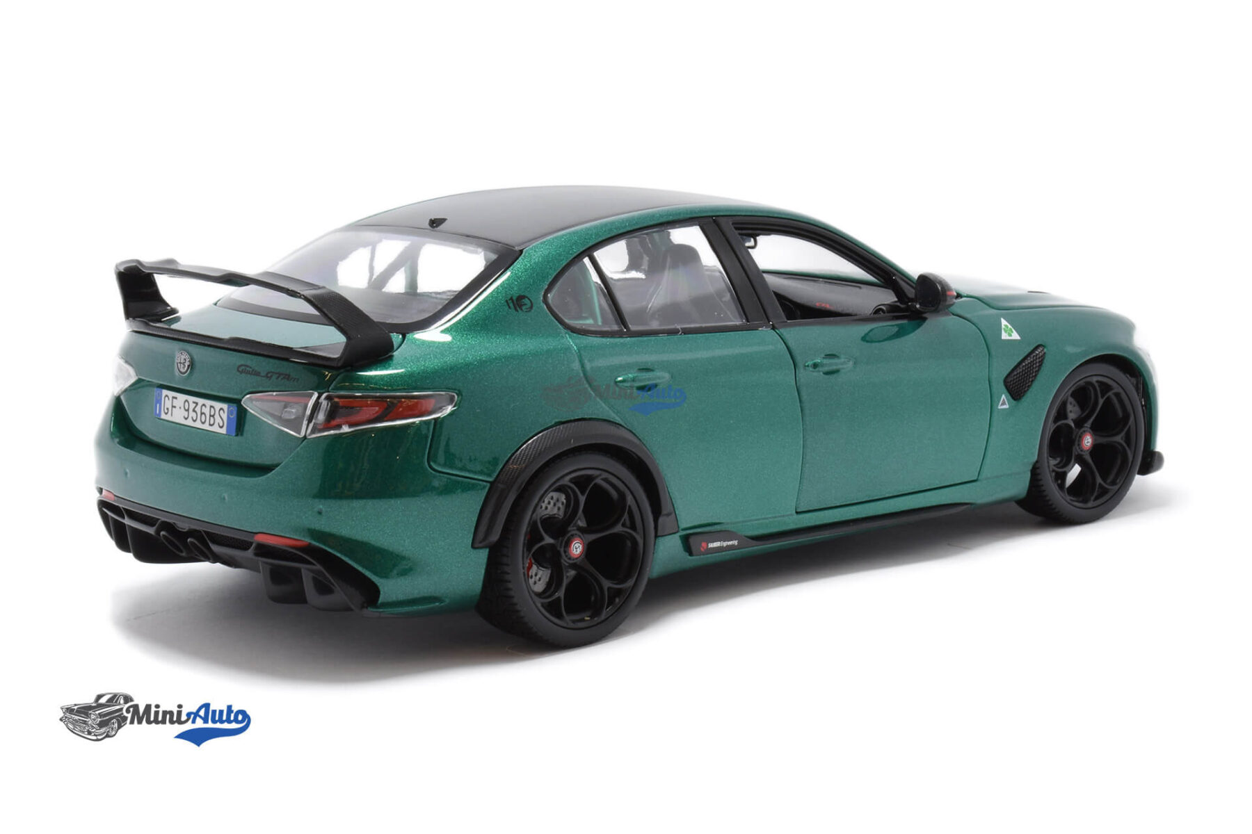 BU18-01447---Alfa-Romeo-Giulia-GTAm---2020---Green_3 Alfa Romeo Giulia GTAm - 2020 - Green - Image 3