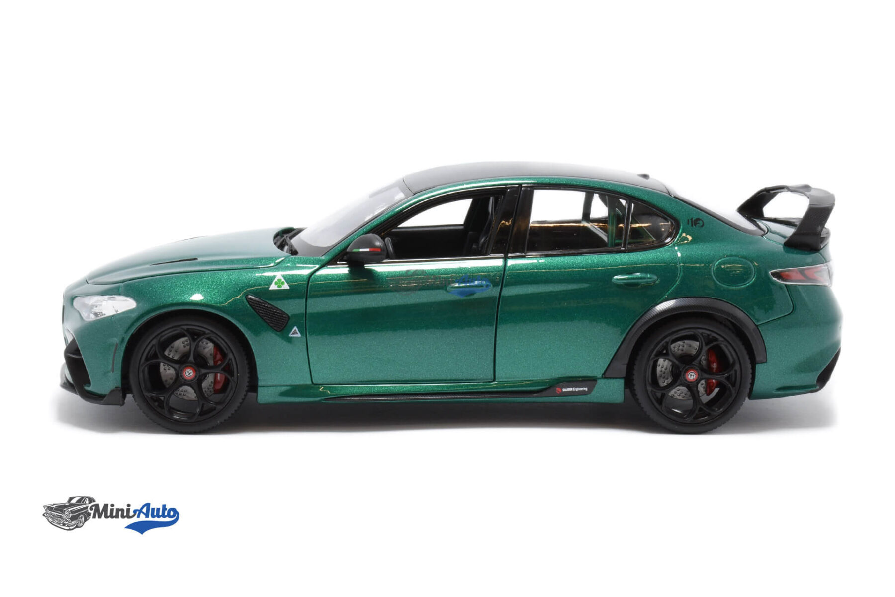 BU18-01447---Alfa-Romeo-Giulia-GTAm---2020---Green_5 Alfa Romeo Giulia GTAm - 2020 - Green - Image 5