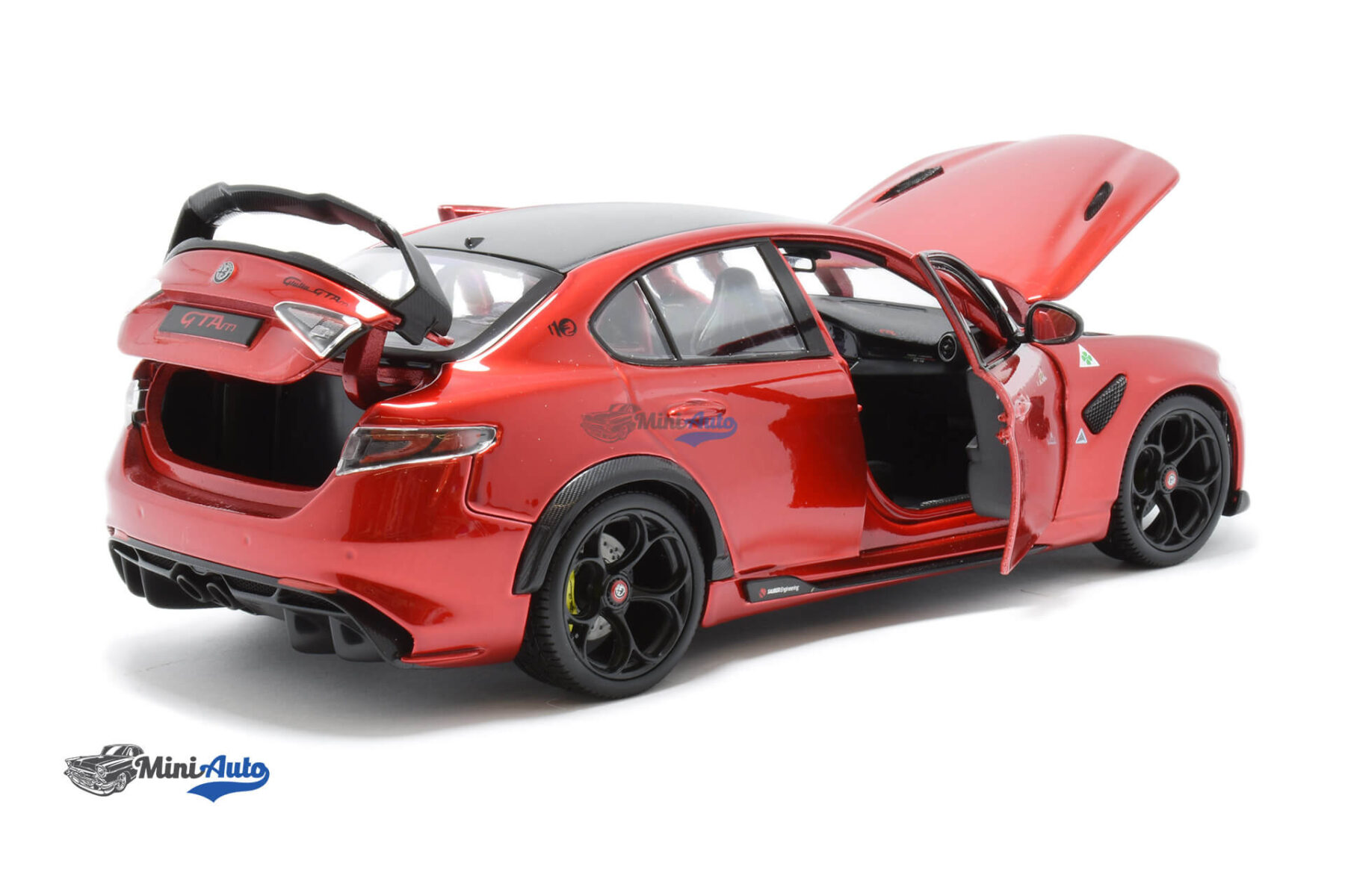 BU18-11049---Alfa-Romeo-Giulia-GTAm---2020---Red_4 Alfa Romeo Giulia GTAm - 2020 - Red - Image 4