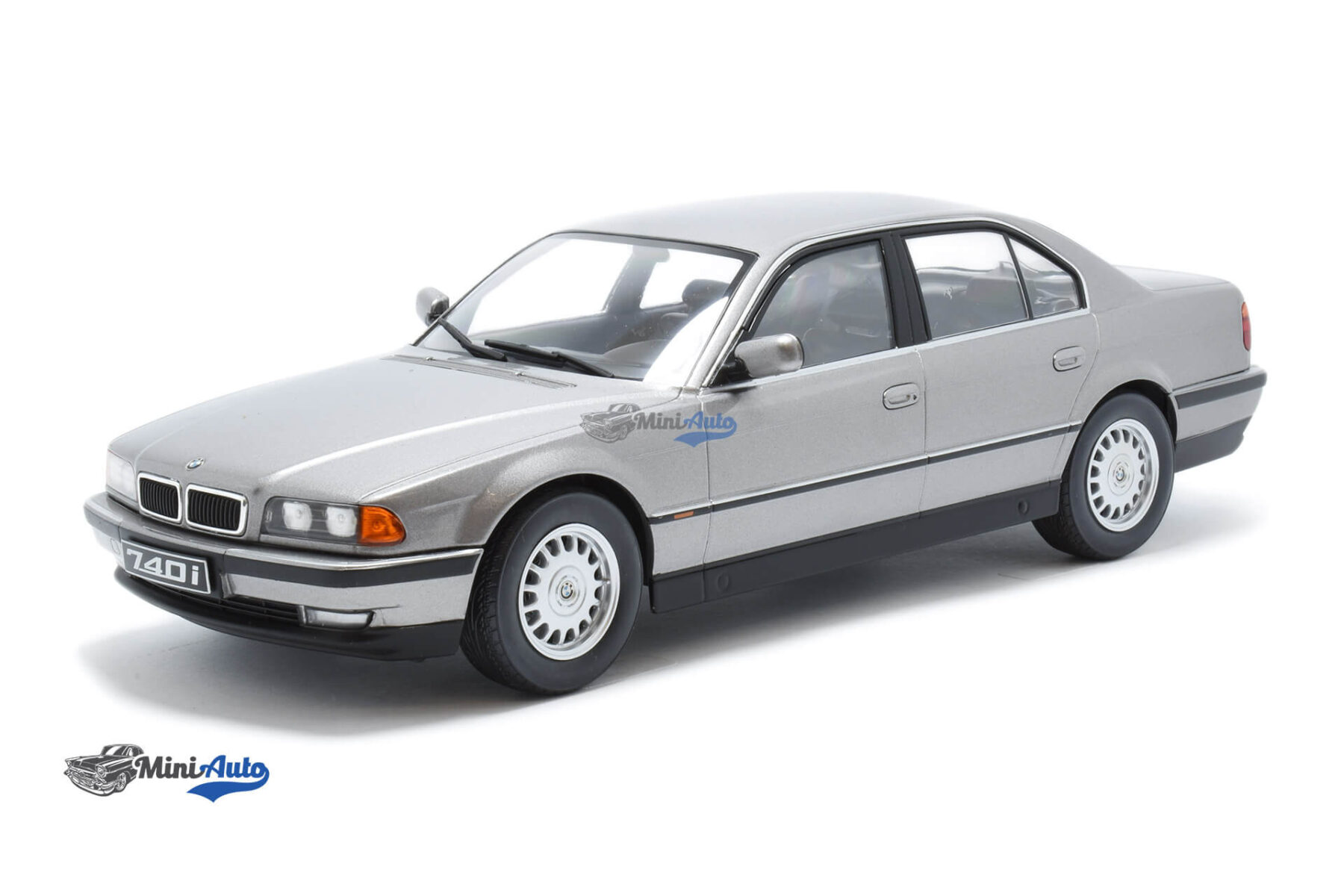 KKDC180367---BMW-E38-740i---1994---Grey_1 BMW E38 740i - 1994 - Grey - Image 1