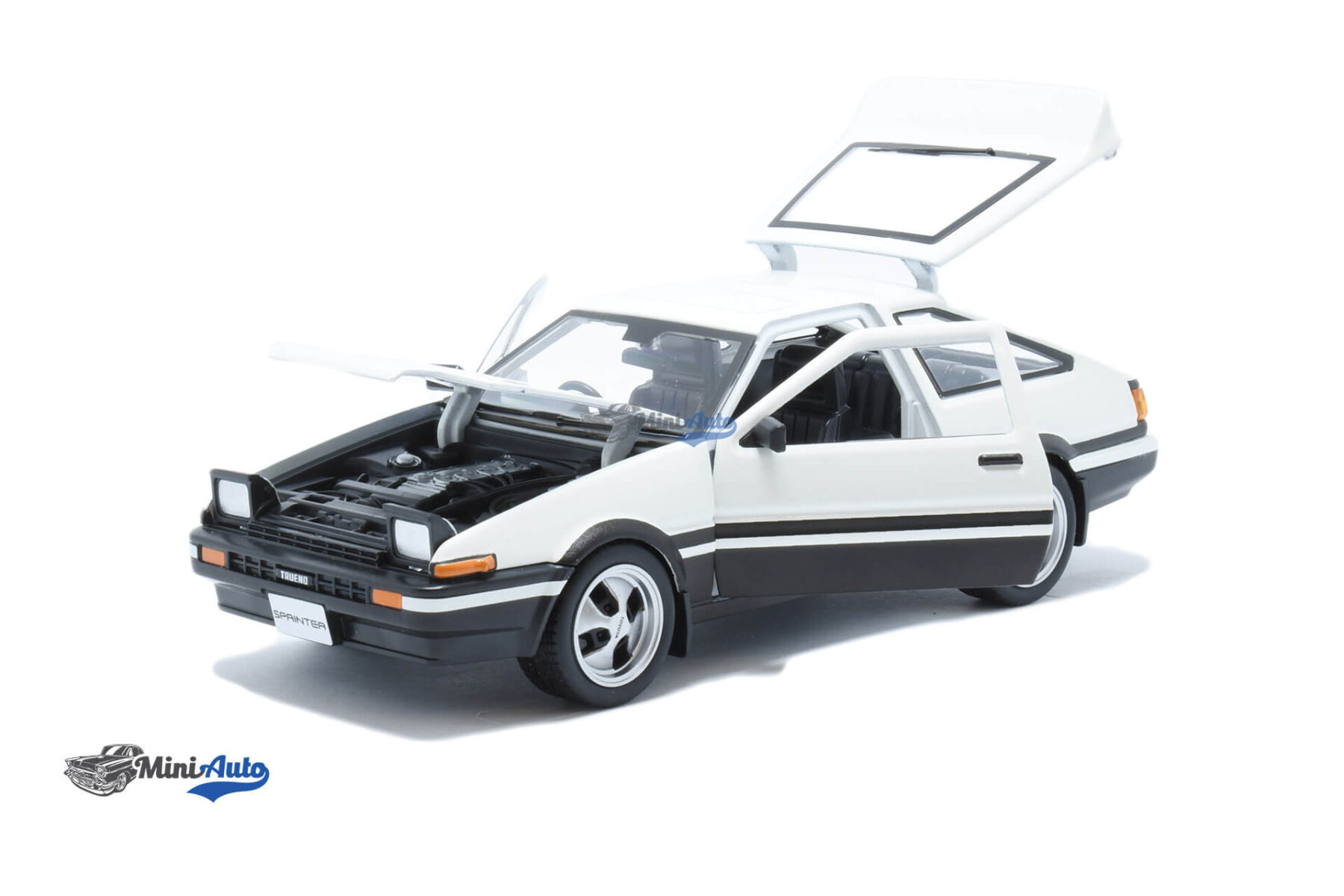Toyota Sprinter Trueno AE86 - 1979 - White - Image 2