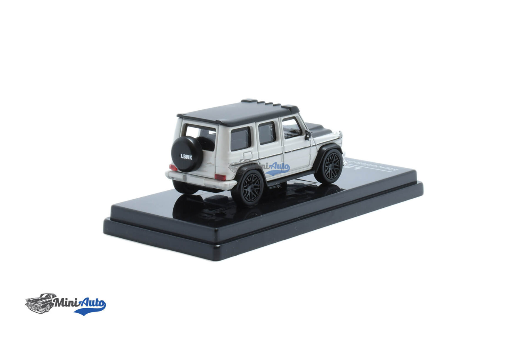 Mercedes Benz G63 AMG LBW - 2018 - White - Image 2