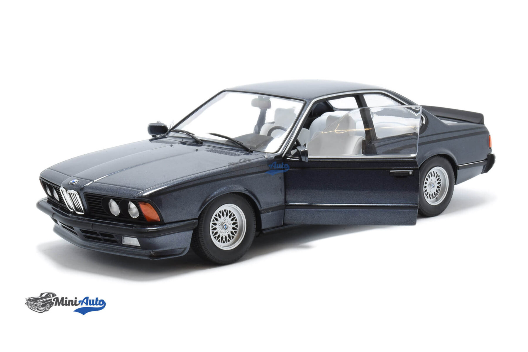BMW 635 CSi E24 - 1984 - Dark Blue - Image 2