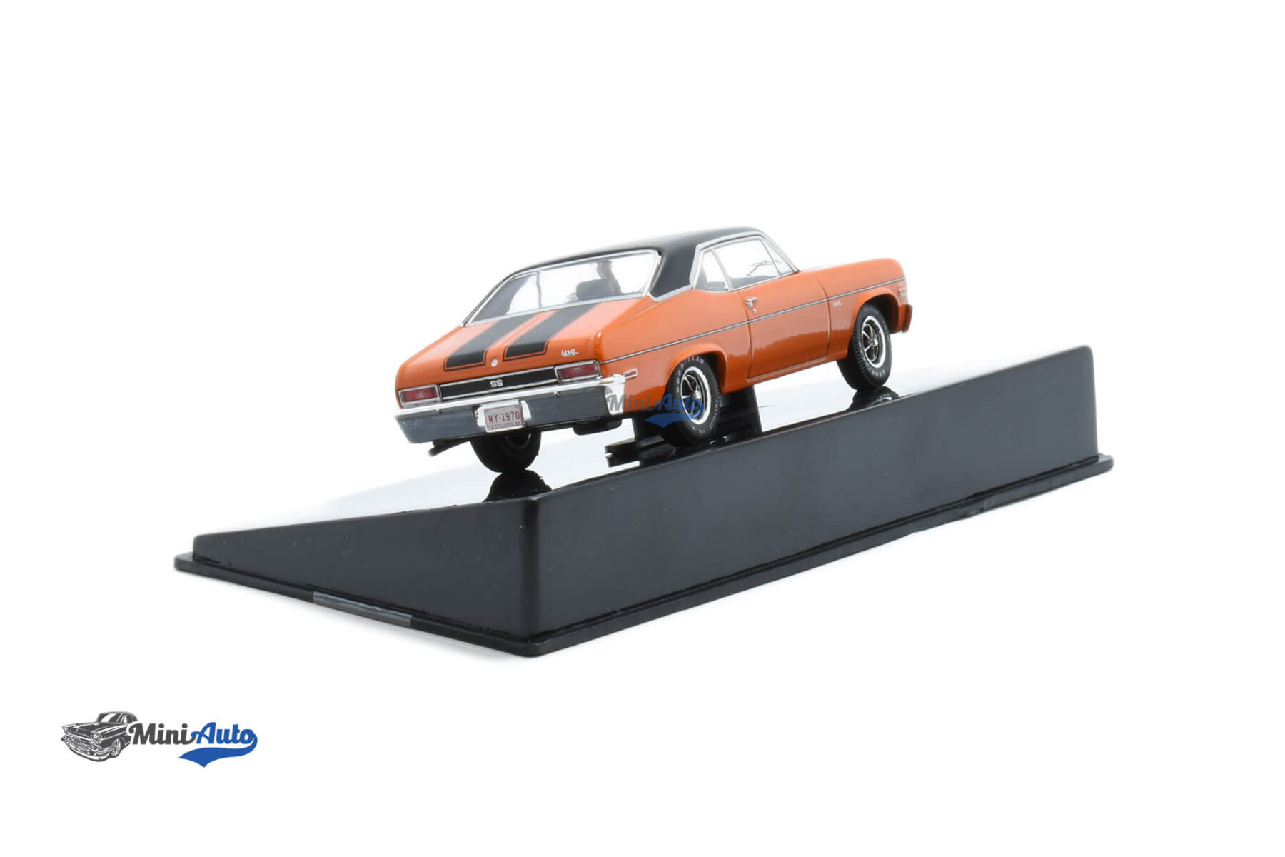 Chevrolet Nova SS - 1971 - Orange - Image 2