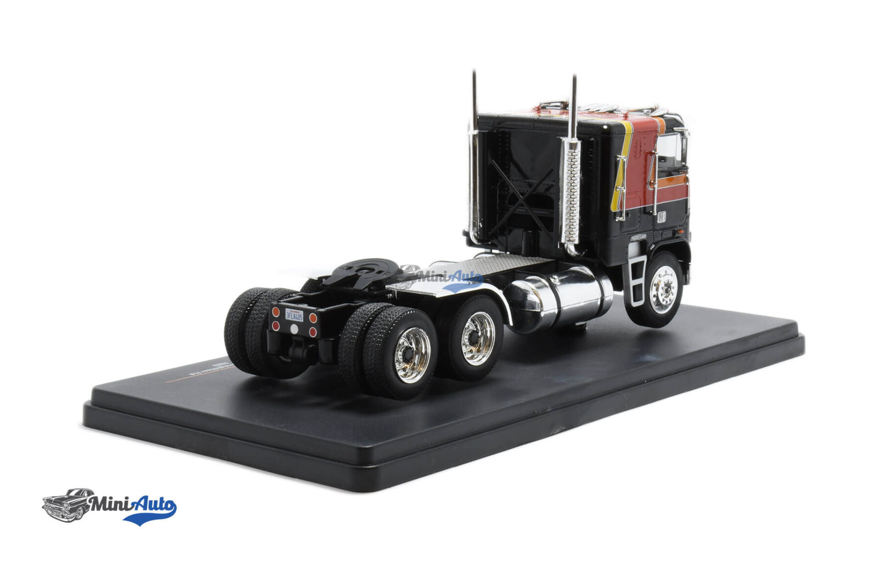 Freightliner FLA - 1993 - Black - Image 2