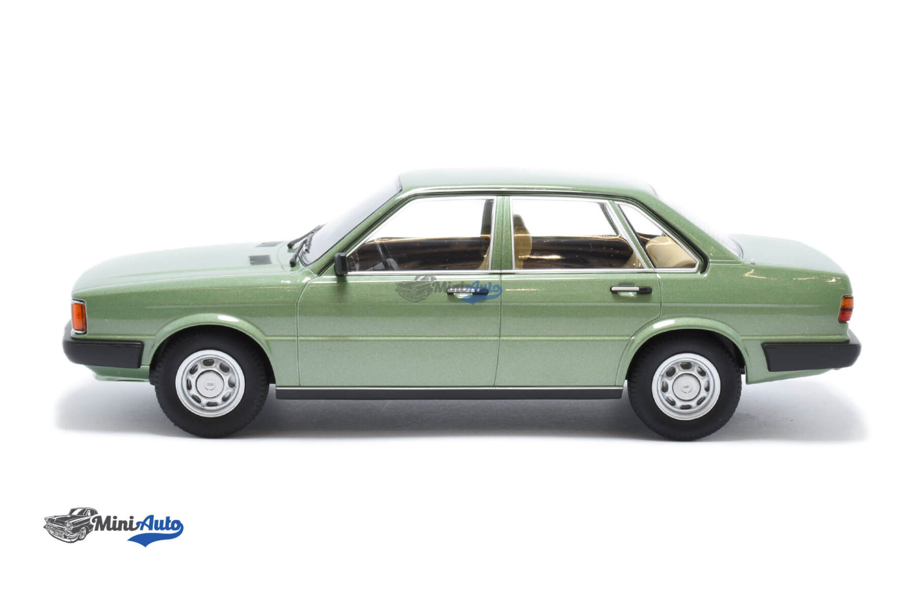 Audi 80 B2 - 1978 - Green - Image 3