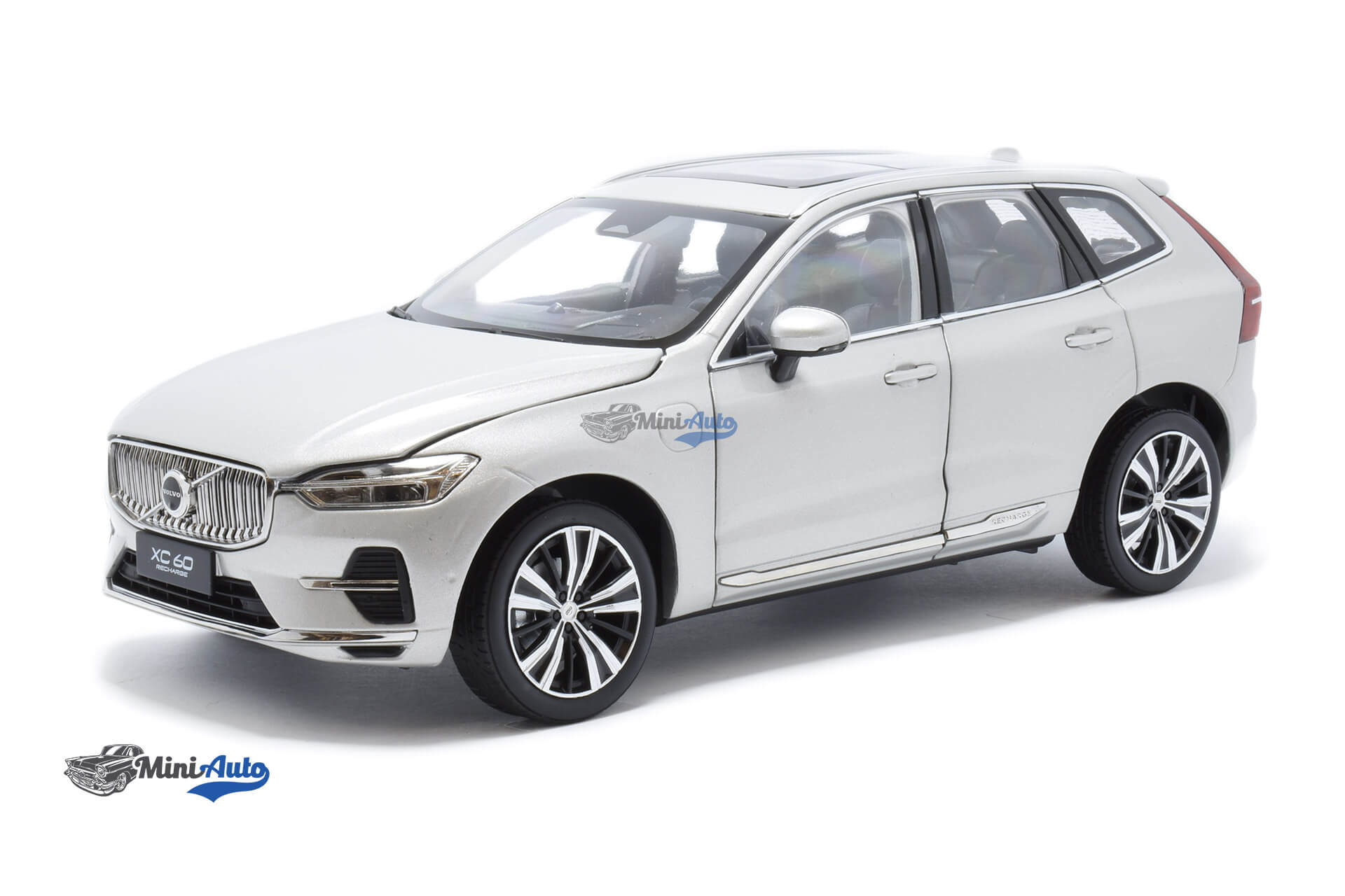 PU9434474---Volvo-XC60-Recharge---2022---Silver_1 Volvo XC60 Recharge - 2022 - Silver - Image 1