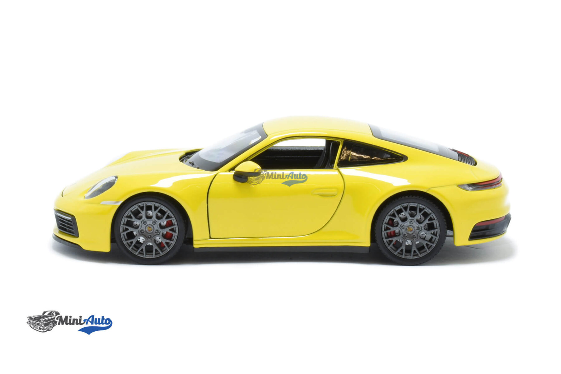 Porsche 911 992 Carrera 4S - 2019 - Yellow - Image 5