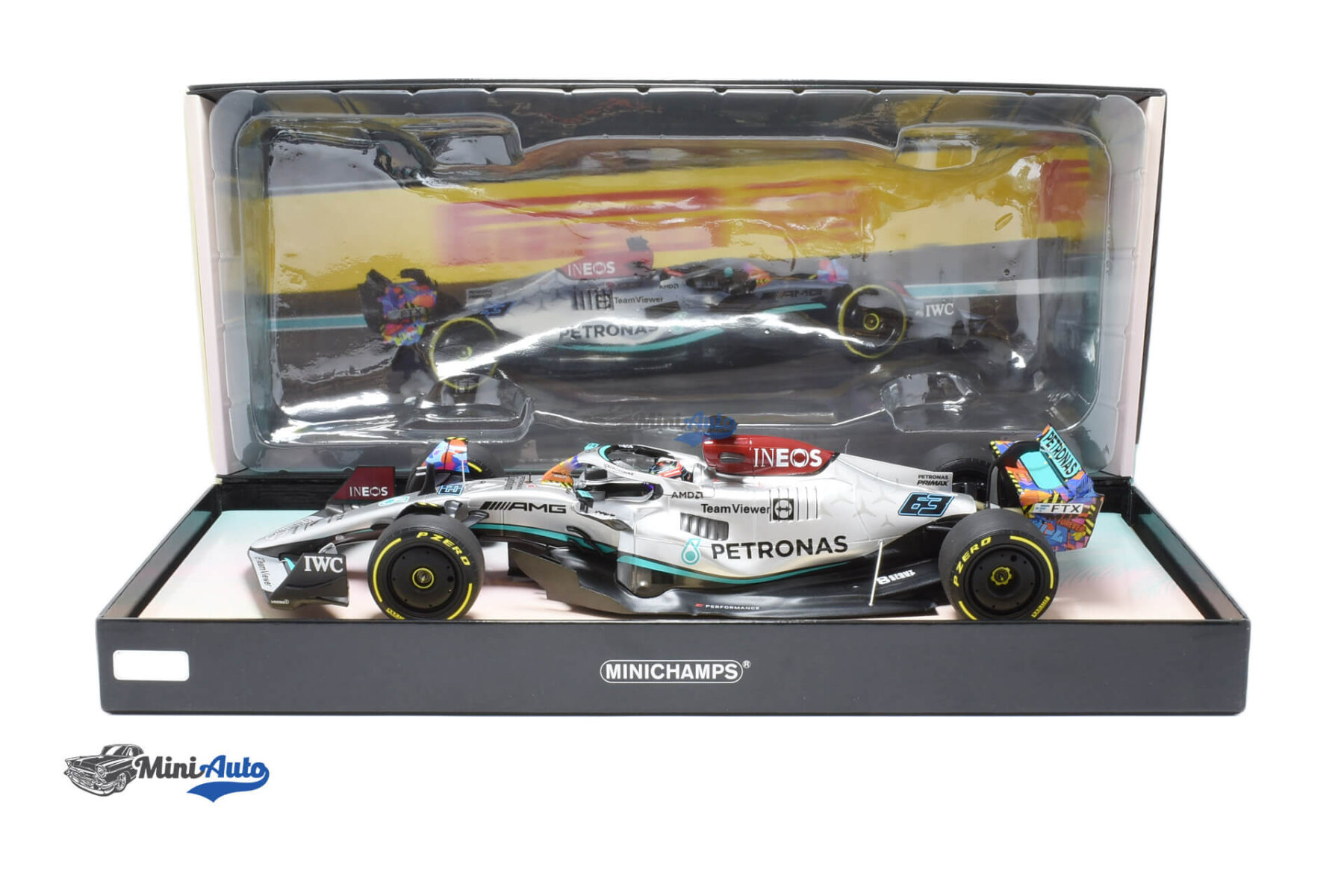 Mercedes Benz AMG F1 W13 N63 George Russell - 2022 - Silver - Image 4