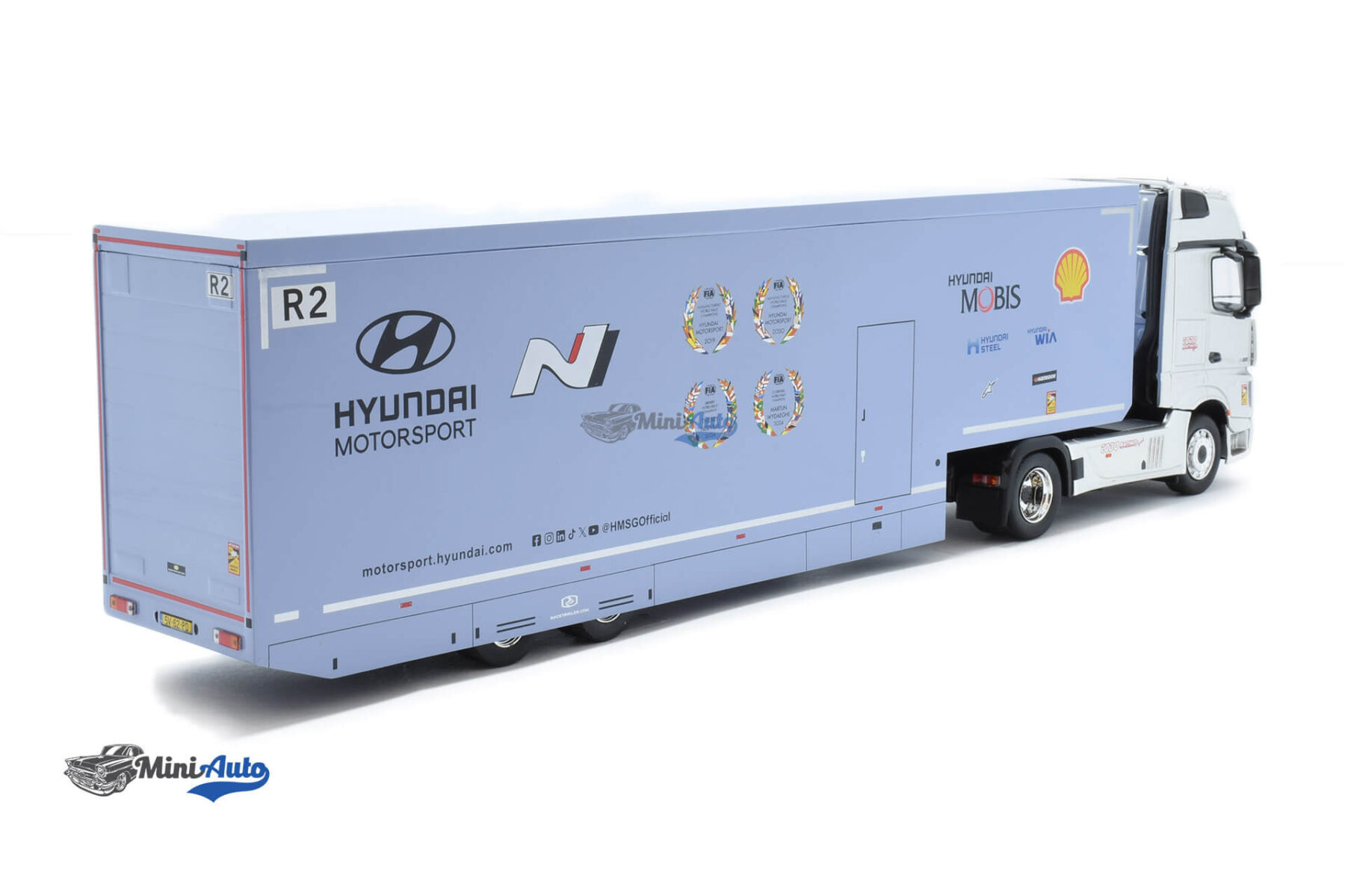 Mercedes Actros MP4 Hyundai Motorsport - 2024 - Silver - Image 2