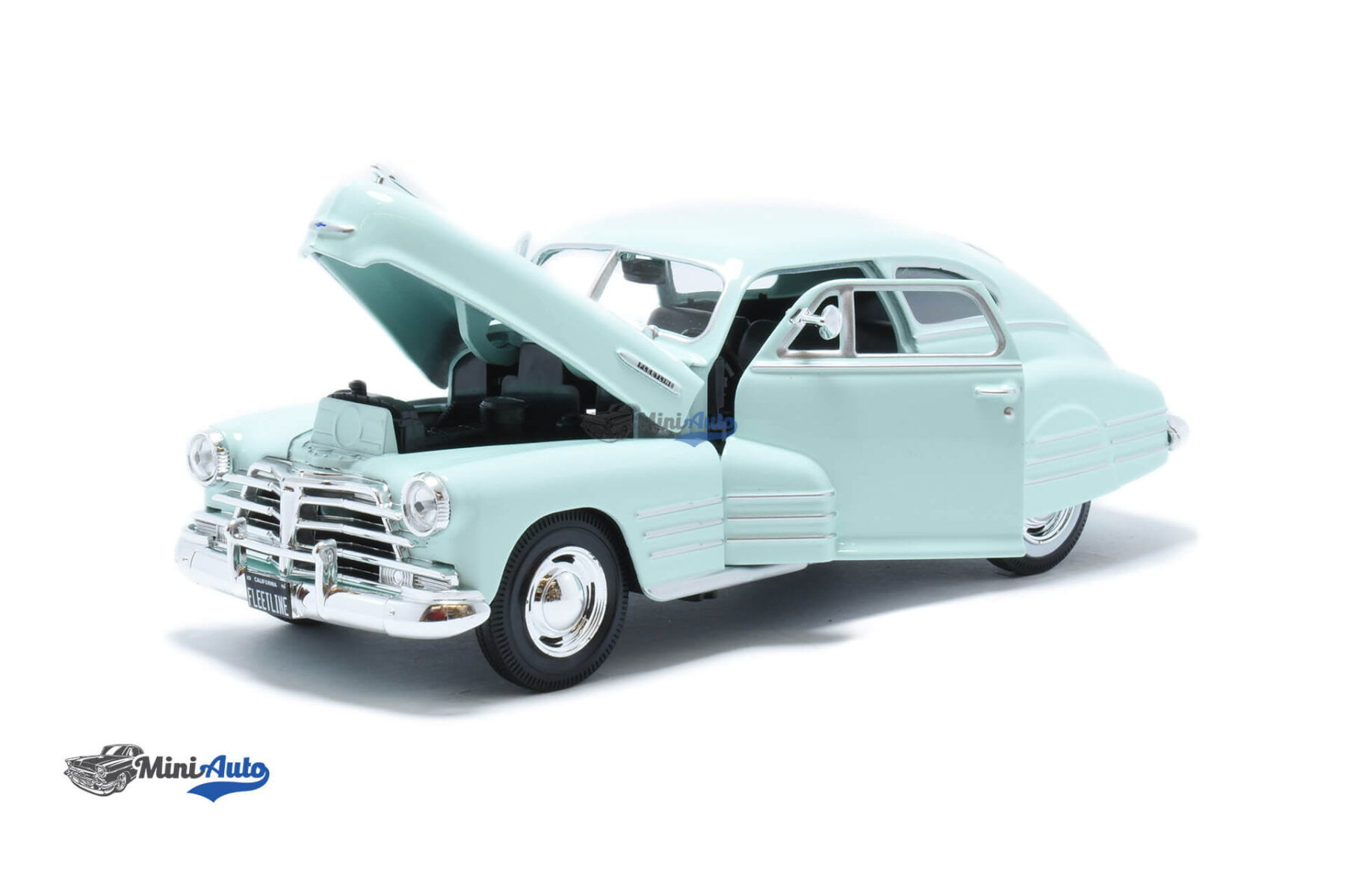 Chevrolet Chevy Fleetline - 1948 - Light Blue - Image 2