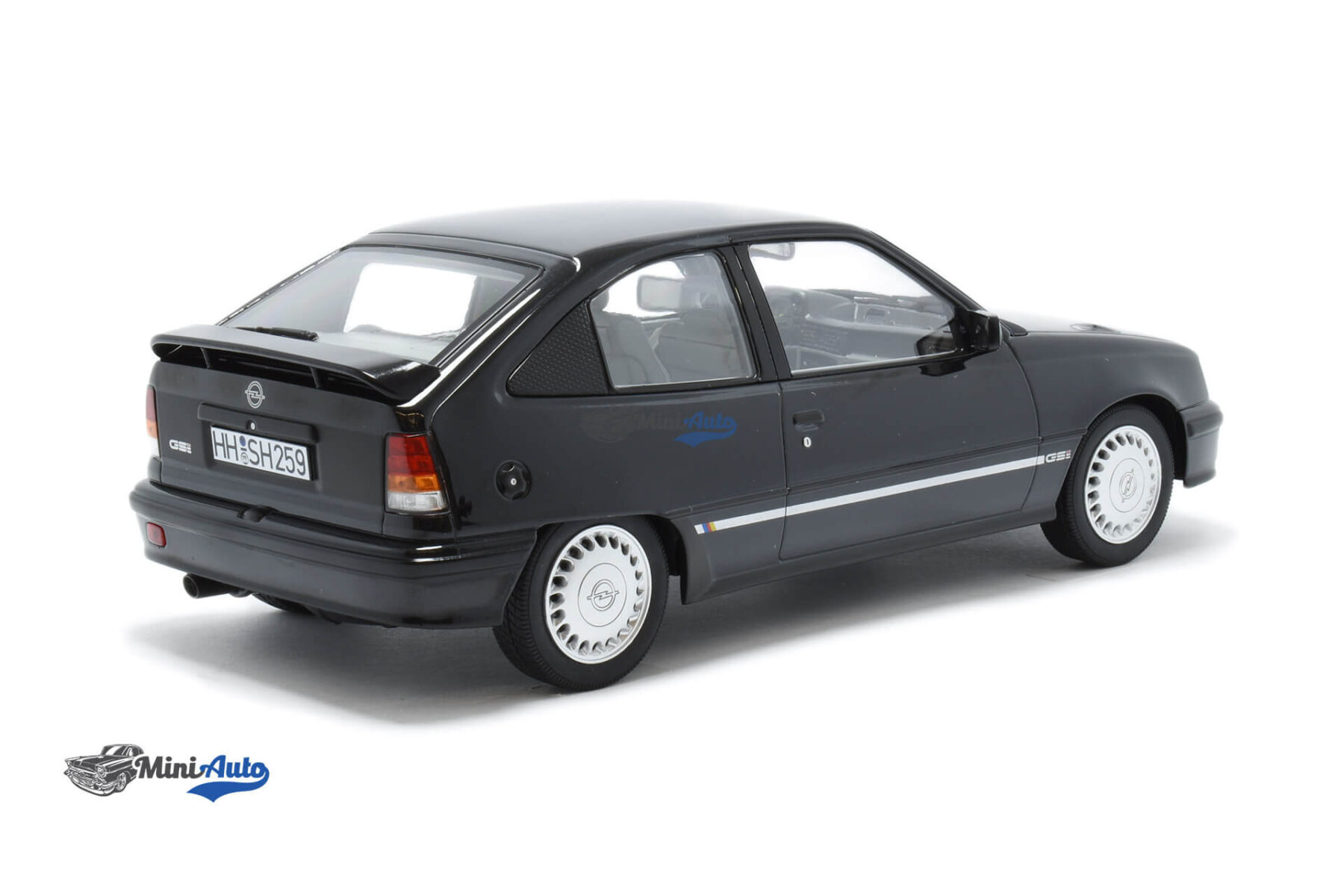 Opel Kadett GSi - 1991 - Black - Image 2