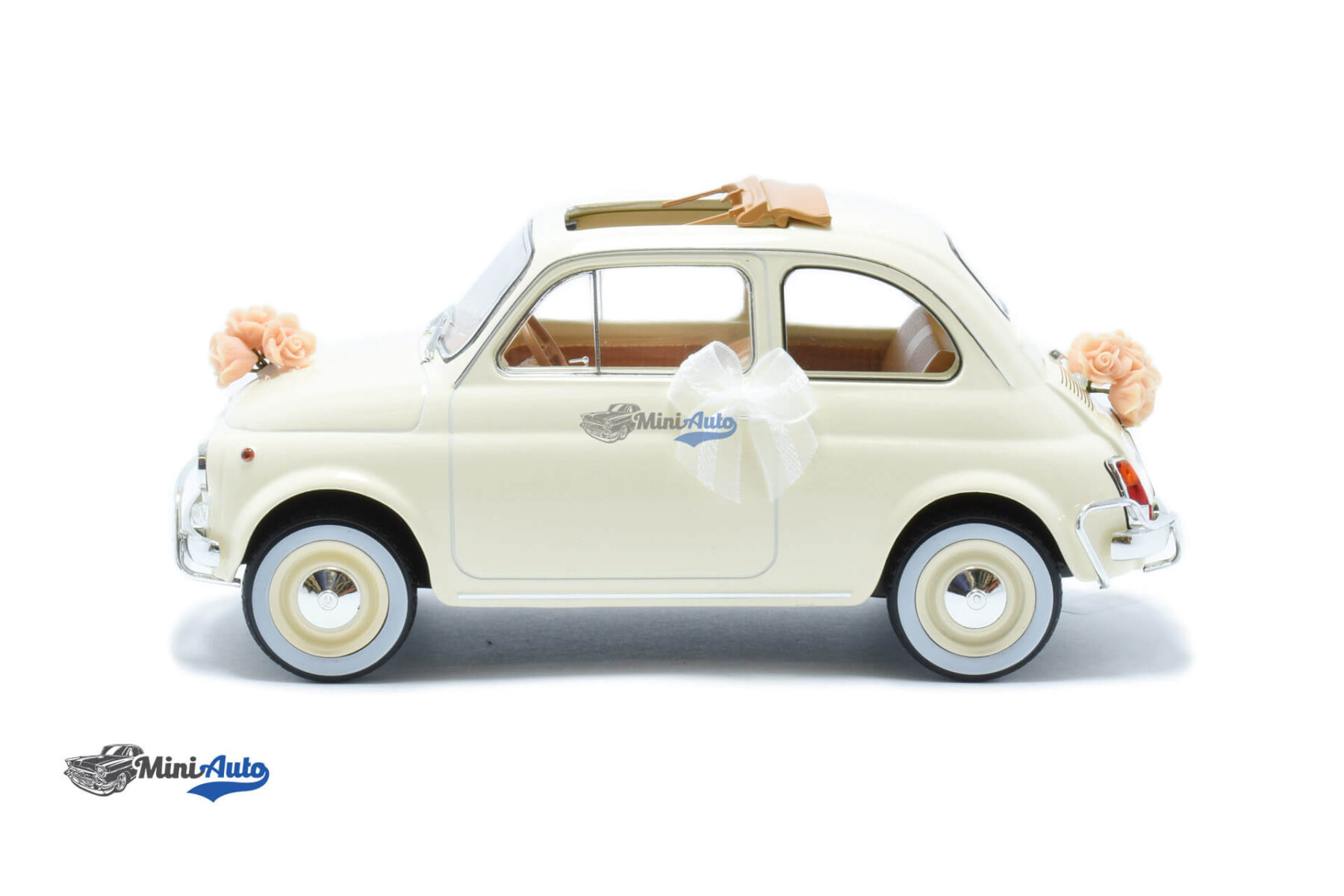 Fiat 500L With Wedding Gift - 1968 - Beige - Image 3
