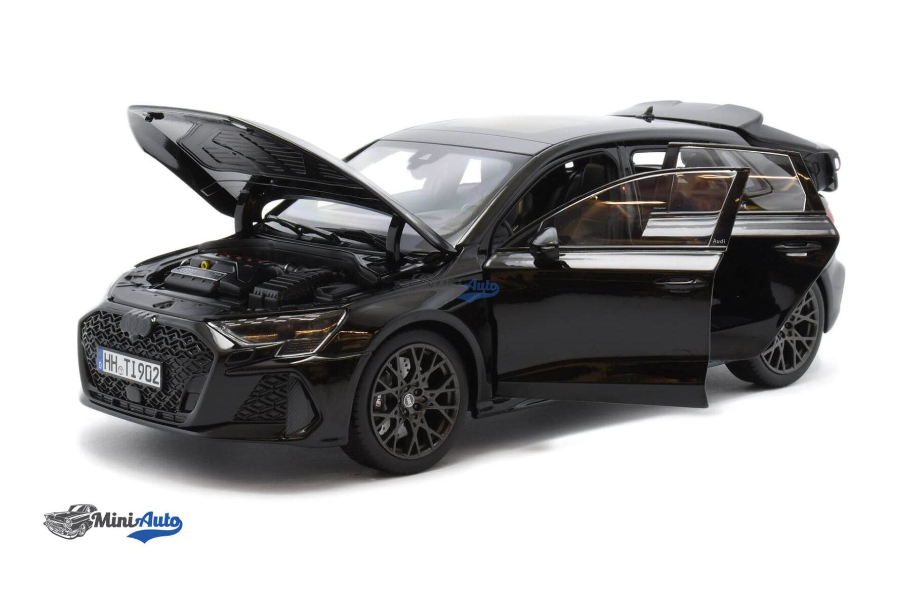 Audi RS3 A3 - 2025 - Black - Image 2