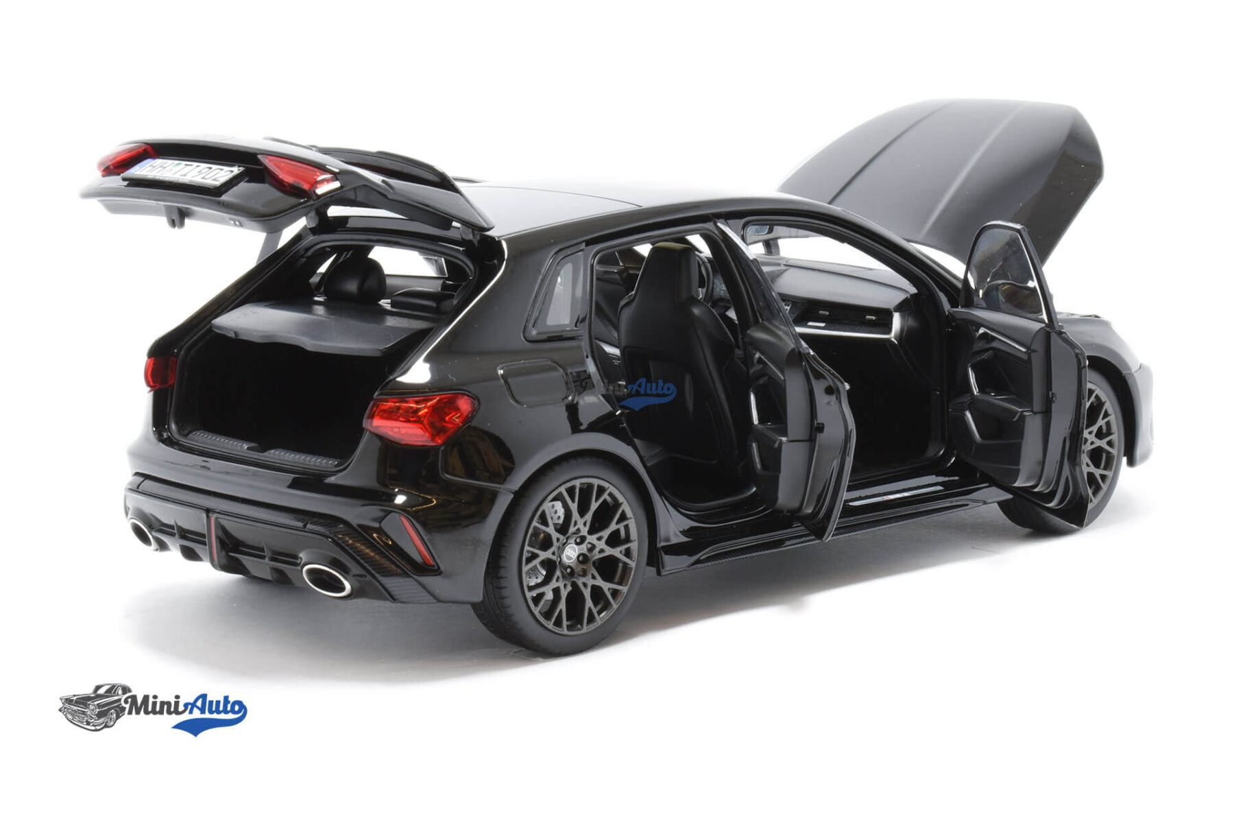 Audi RS3 A3 - 2025 - Black - Image 4