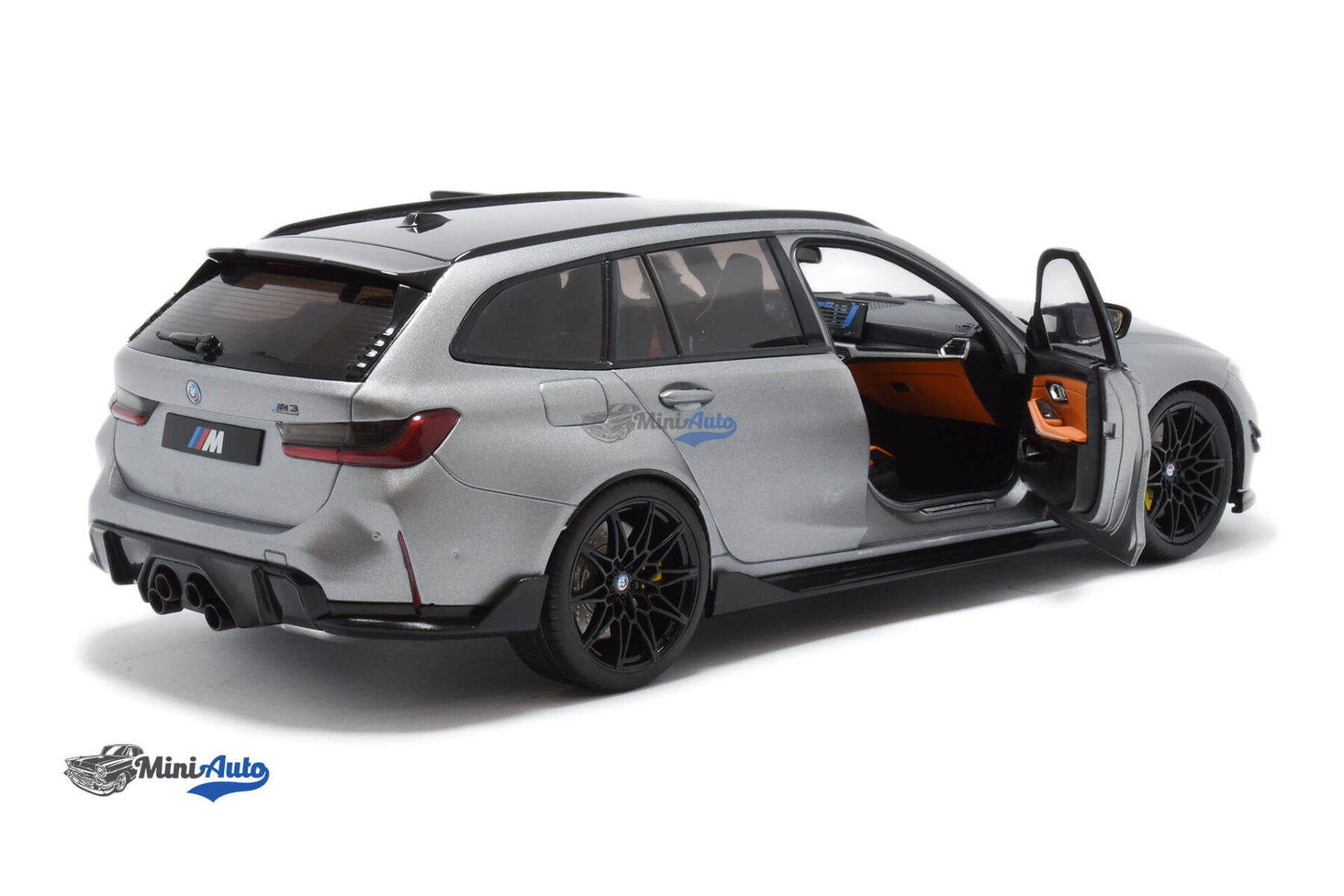 BMW M3 Touring - 2024 - Grey - Image 4