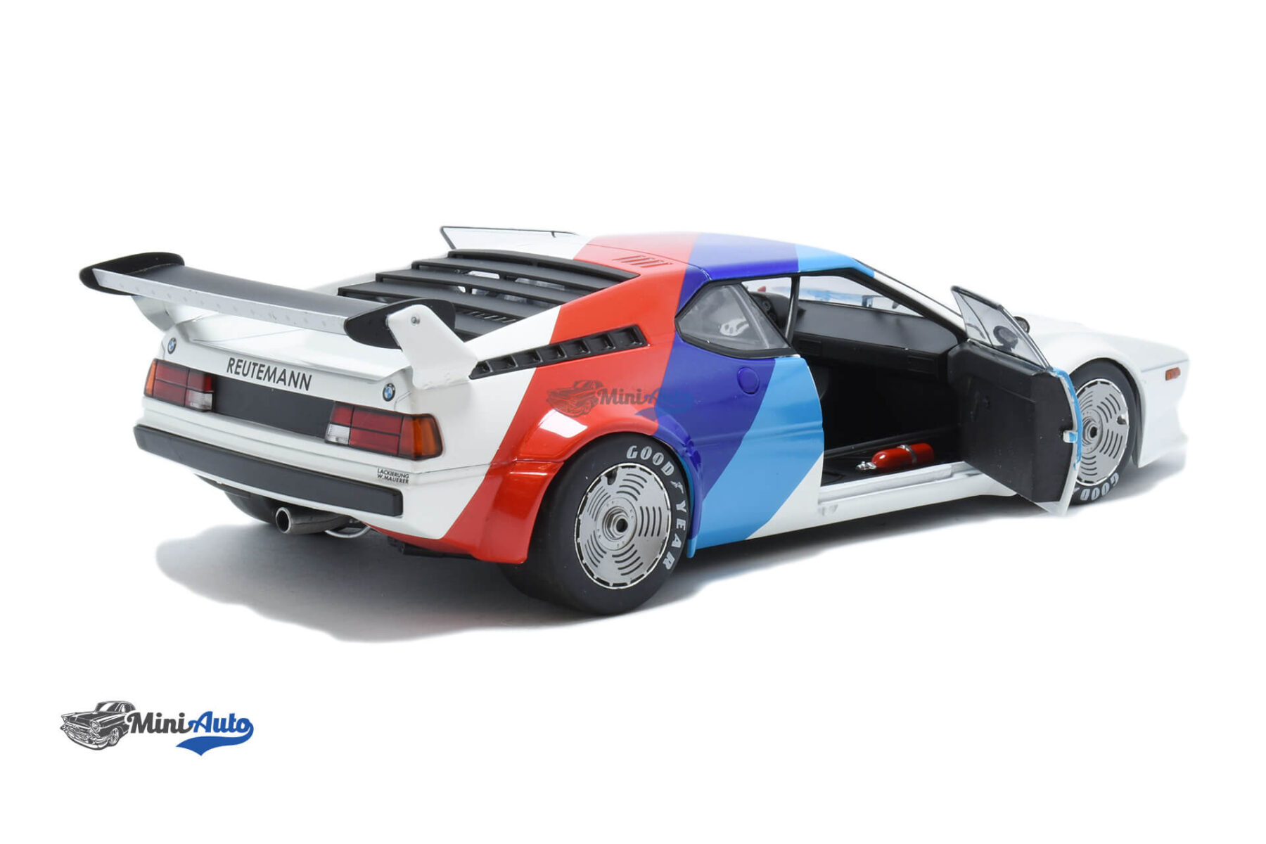 BMW M1 N2 ProCar Carlos Reutemann - 1979 - White/Blue/Red - Image 4