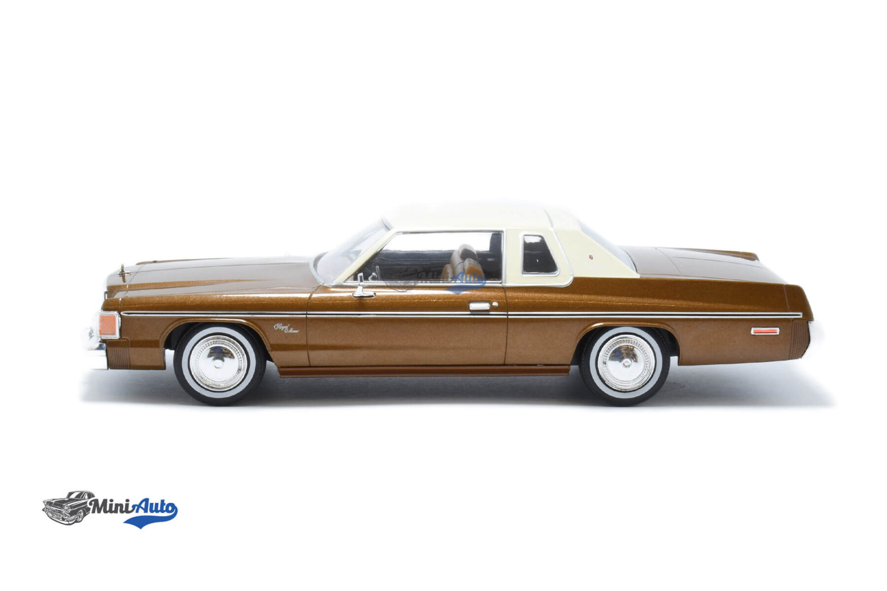 Dodge Royal Monaco - 1977 - Brown - Image 3