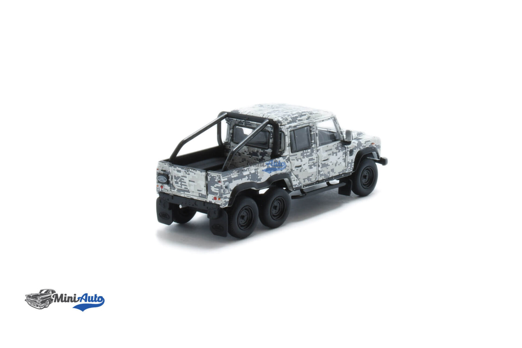 Land Rover Defender 110 Pick Up 6x6 Limited 528pcs - 2016 - White - Image 4